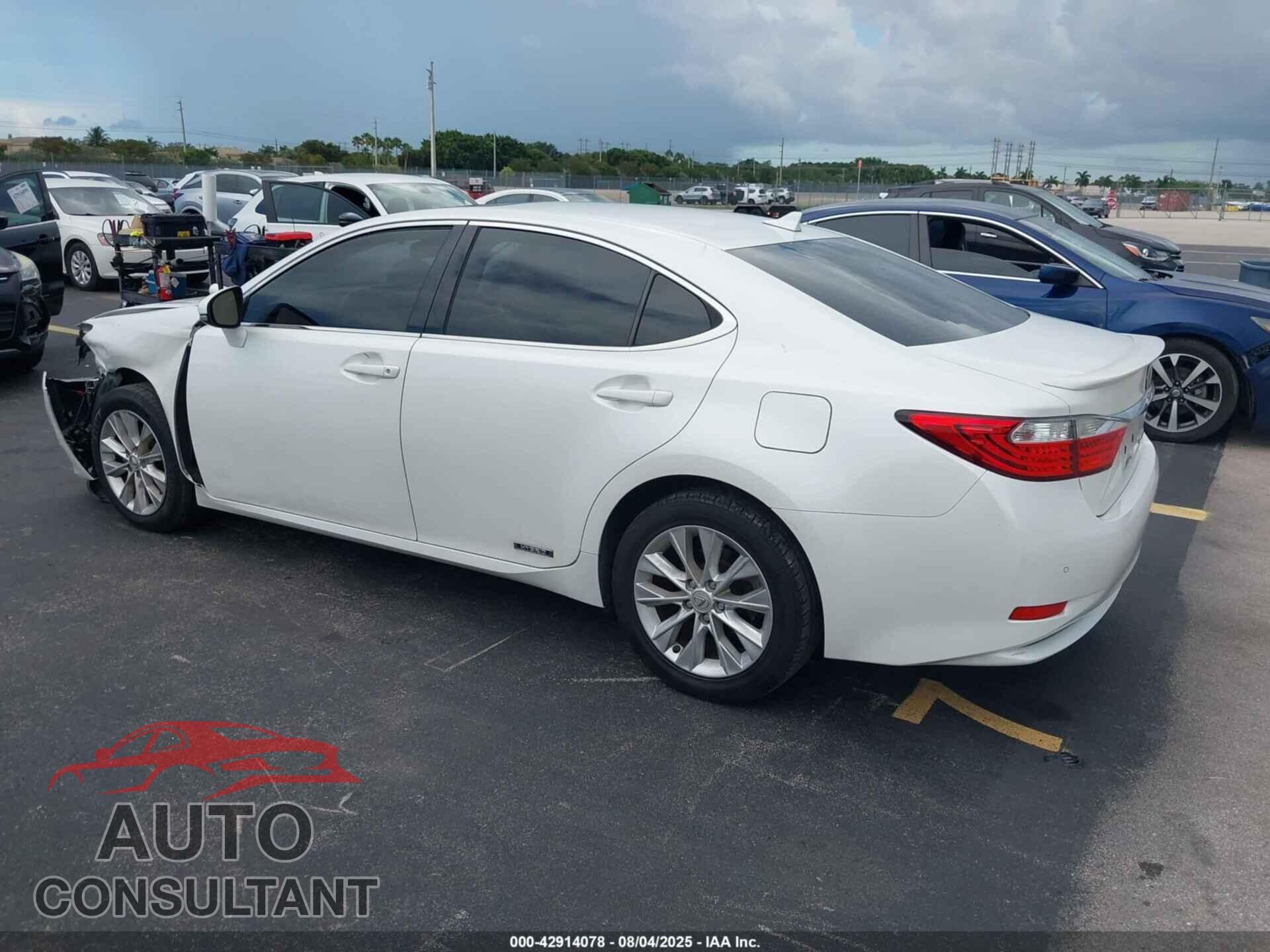 LEXUS ES 300H 2013 - JTHBW1GG3D2015827