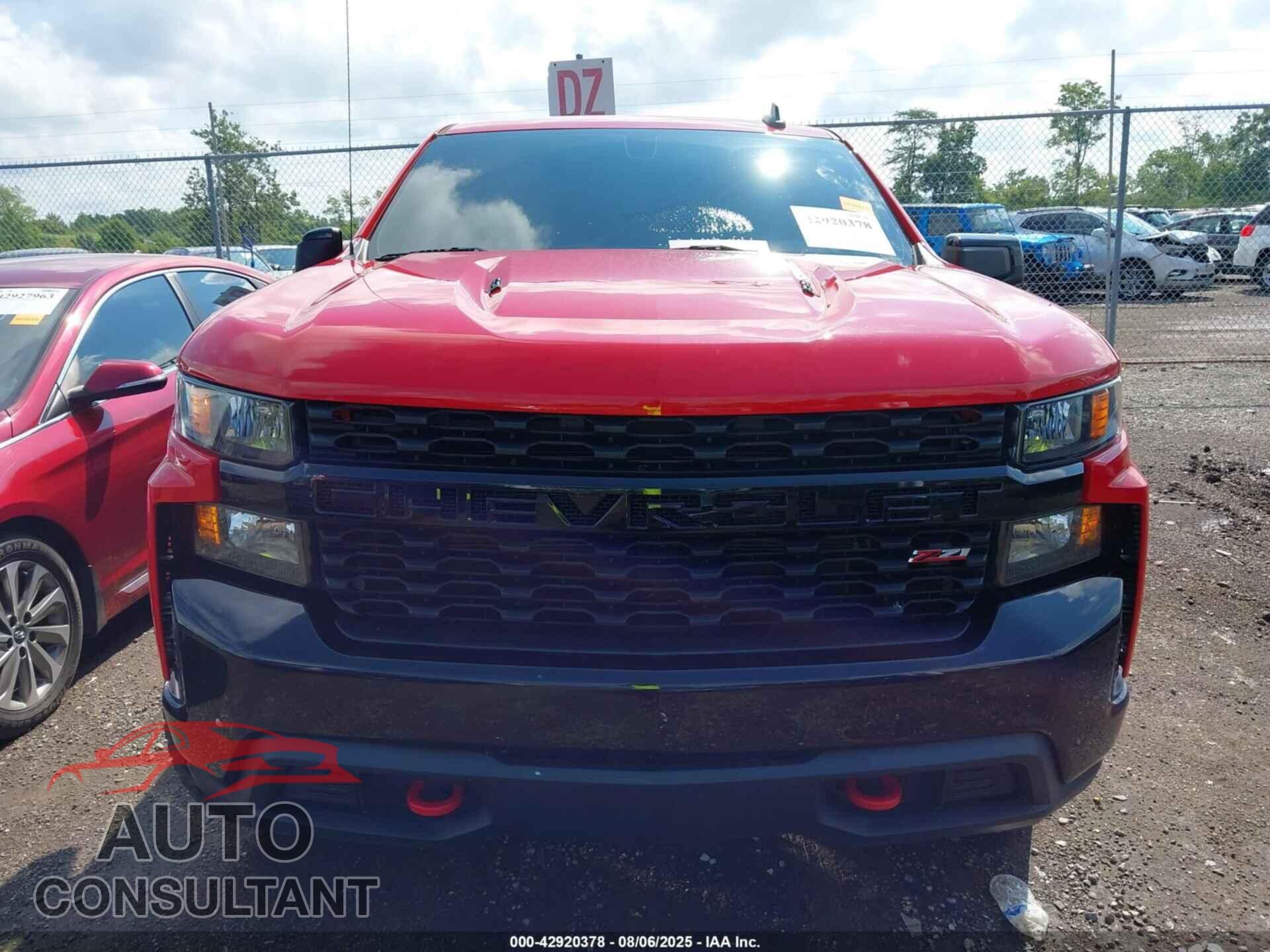 CHEVROLET SILVERADO 1500 2021 - 1GCPYCEL2MZ199128