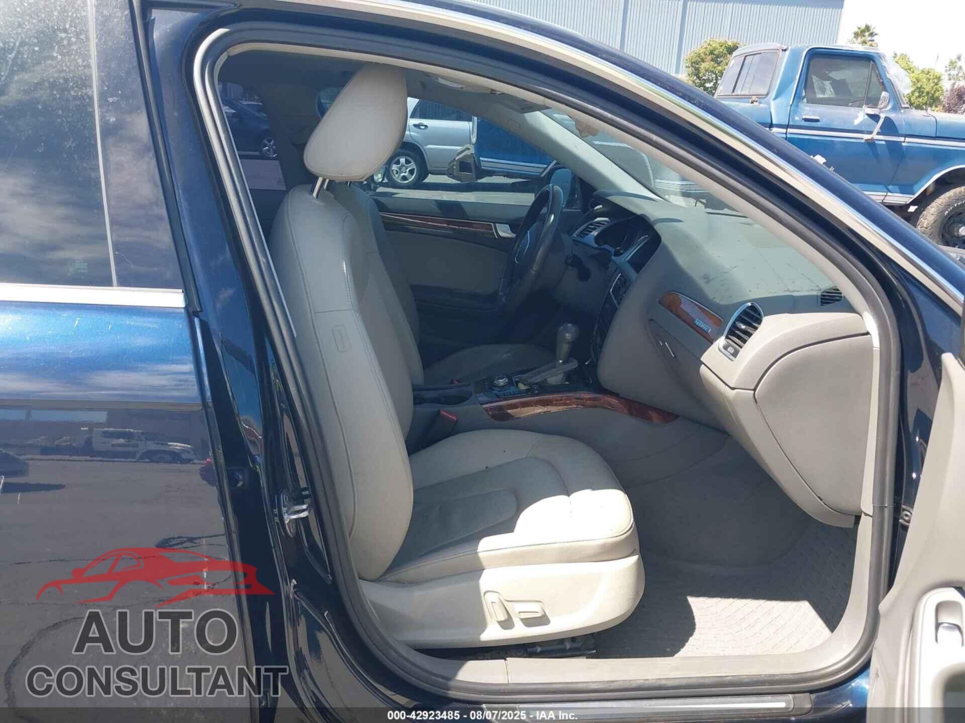 AUDI A4 2011 - WAUWFAFL3BA056170
