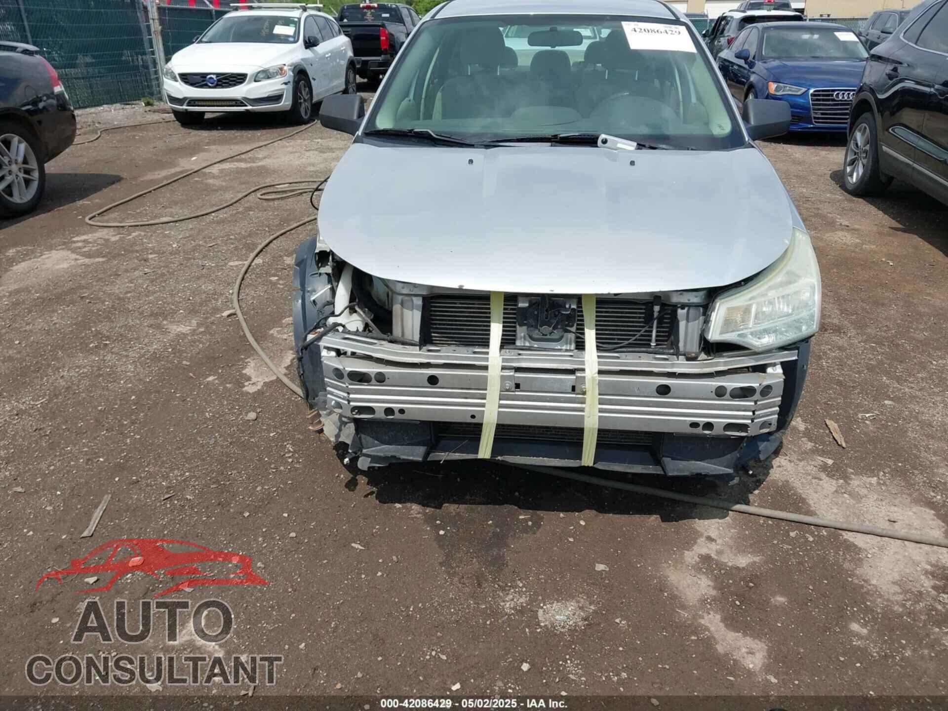 FORD FOCUS 2010 - 1FAHP3FN5AW141556