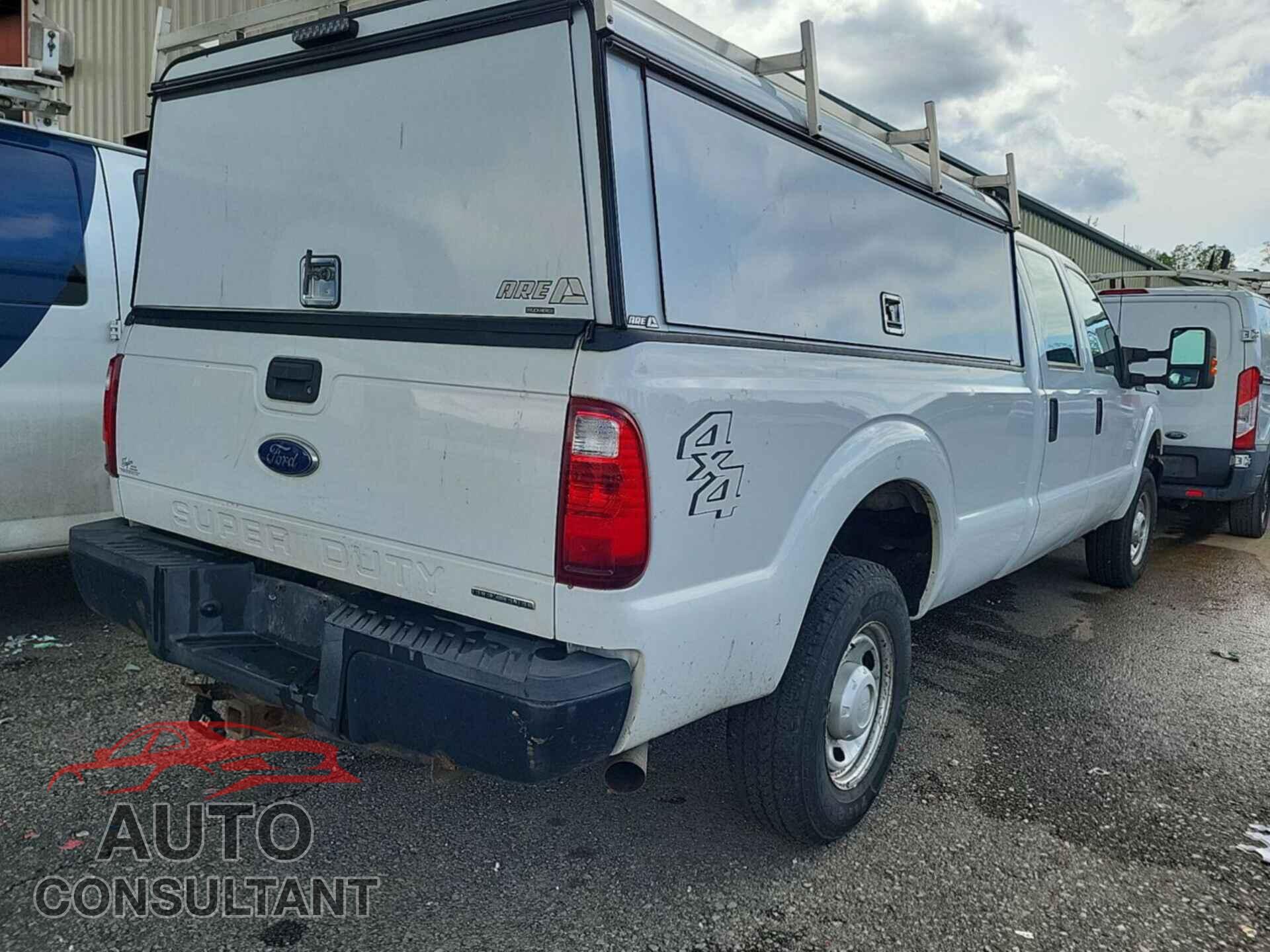 FORD F250 2013 - 1FT7W2B68DEA95930