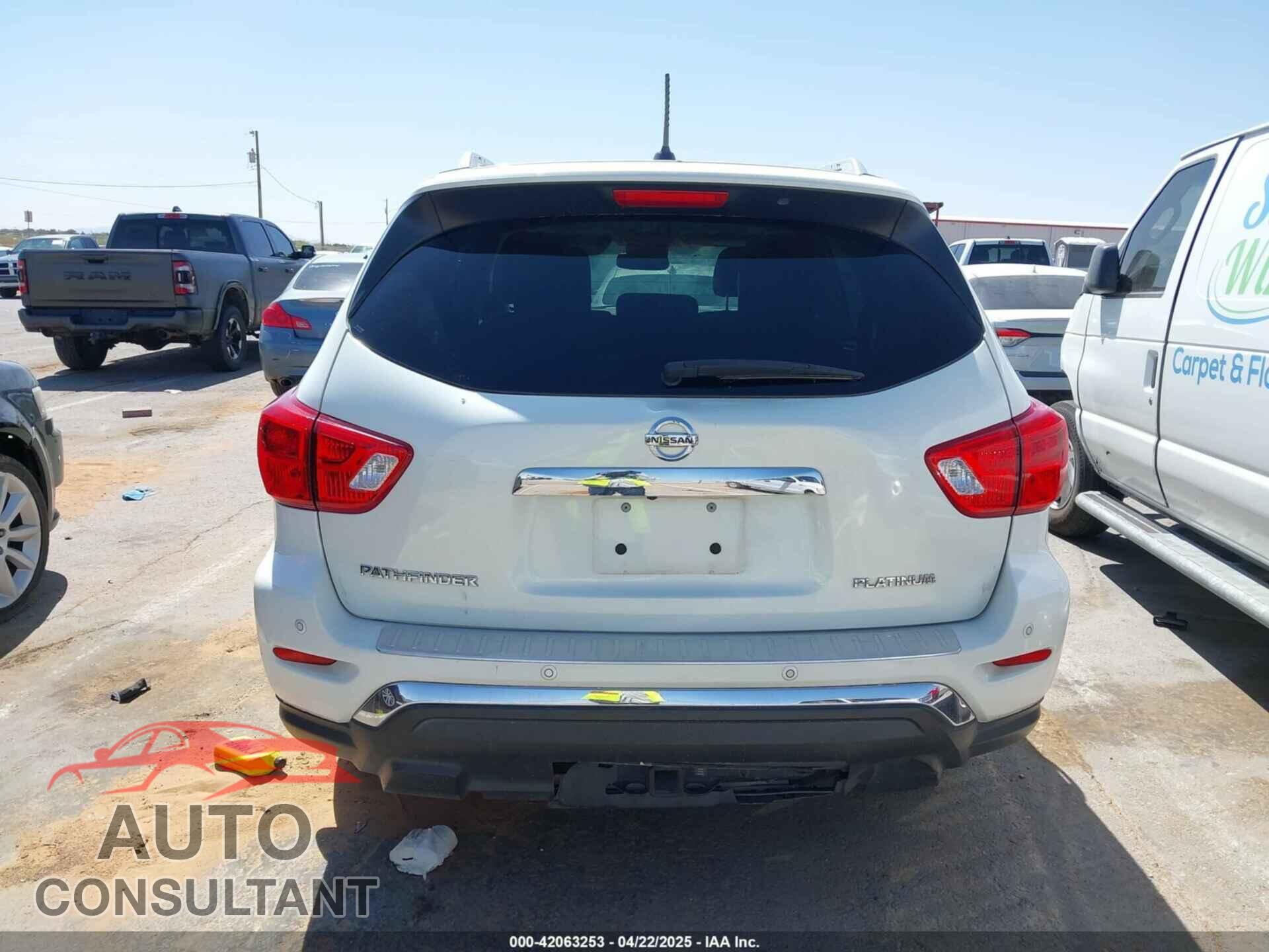 NISSAN PATHFINDER 2017 - 5N1DR2MN9HC648032