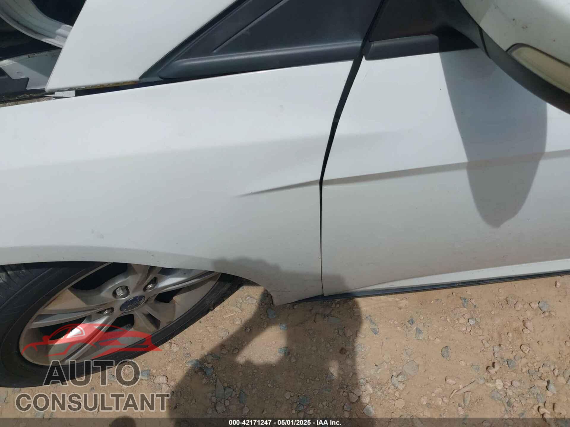 FORD FOCUS 2014 - 1FADP3F26EL295947