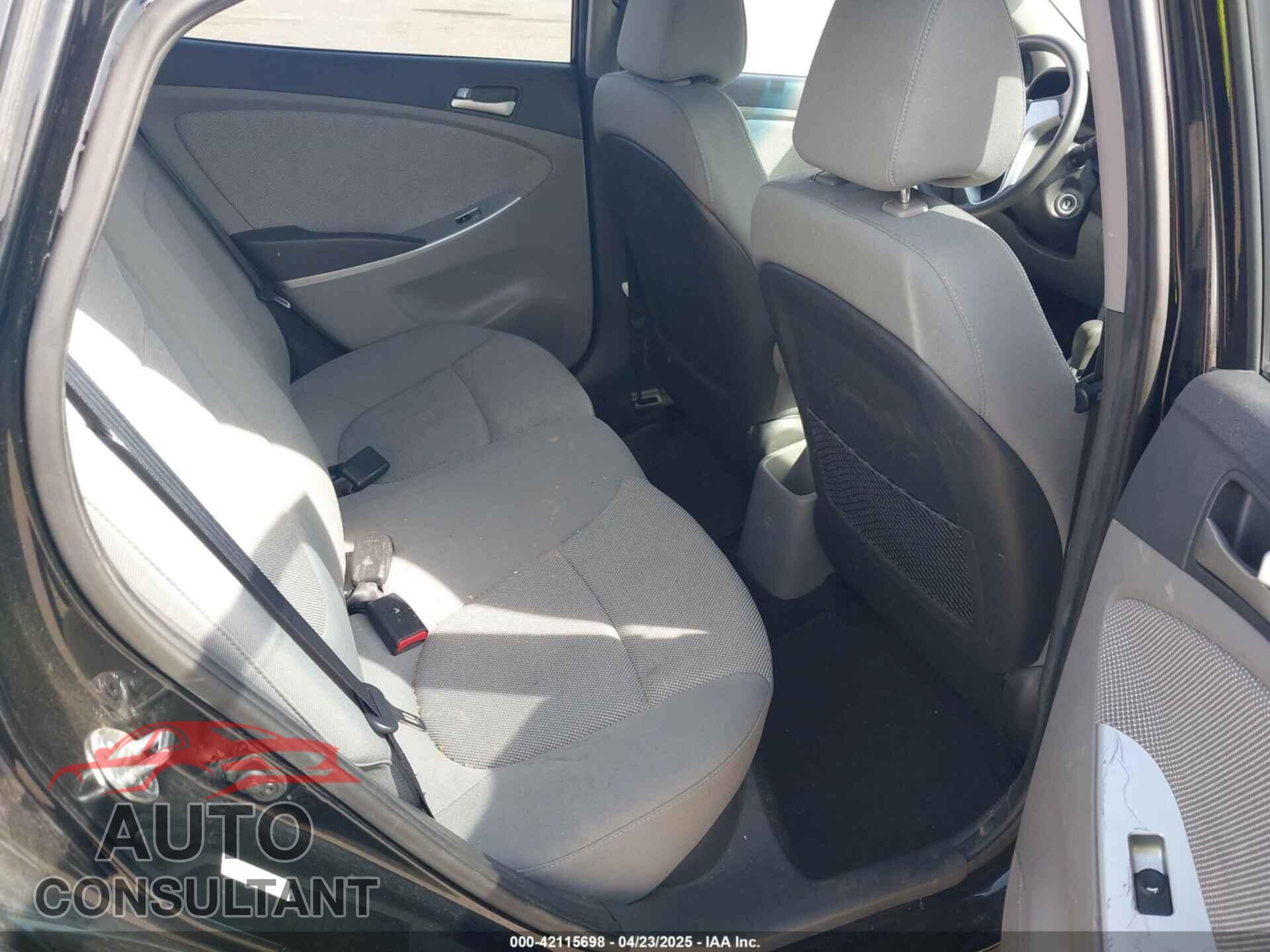 HYUNDAI ACCENT 2013 - KMHCT4AE2DU277183