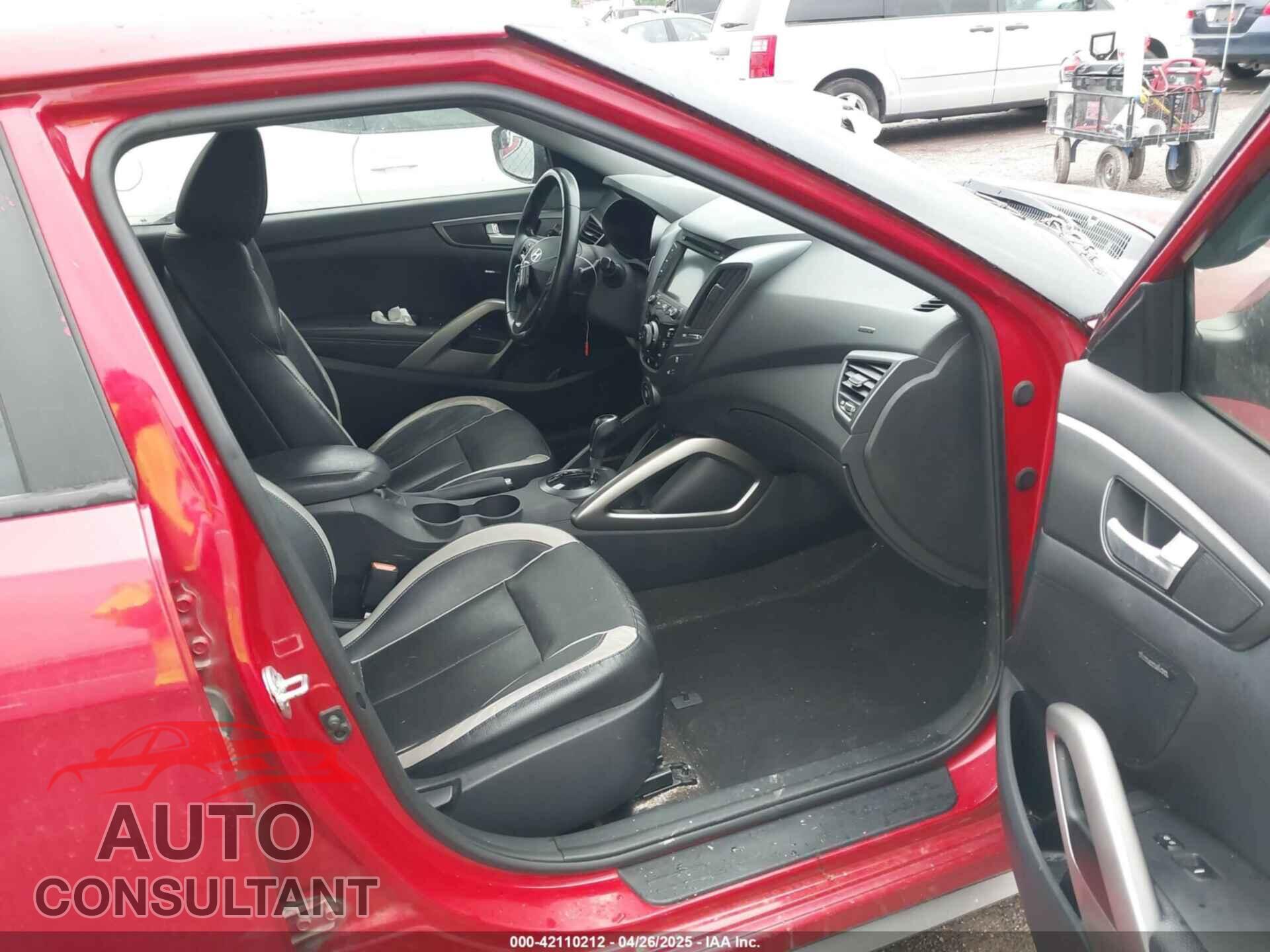 HYUNDAI VELOSTER 2015 - KMHTC6AE2FU249320