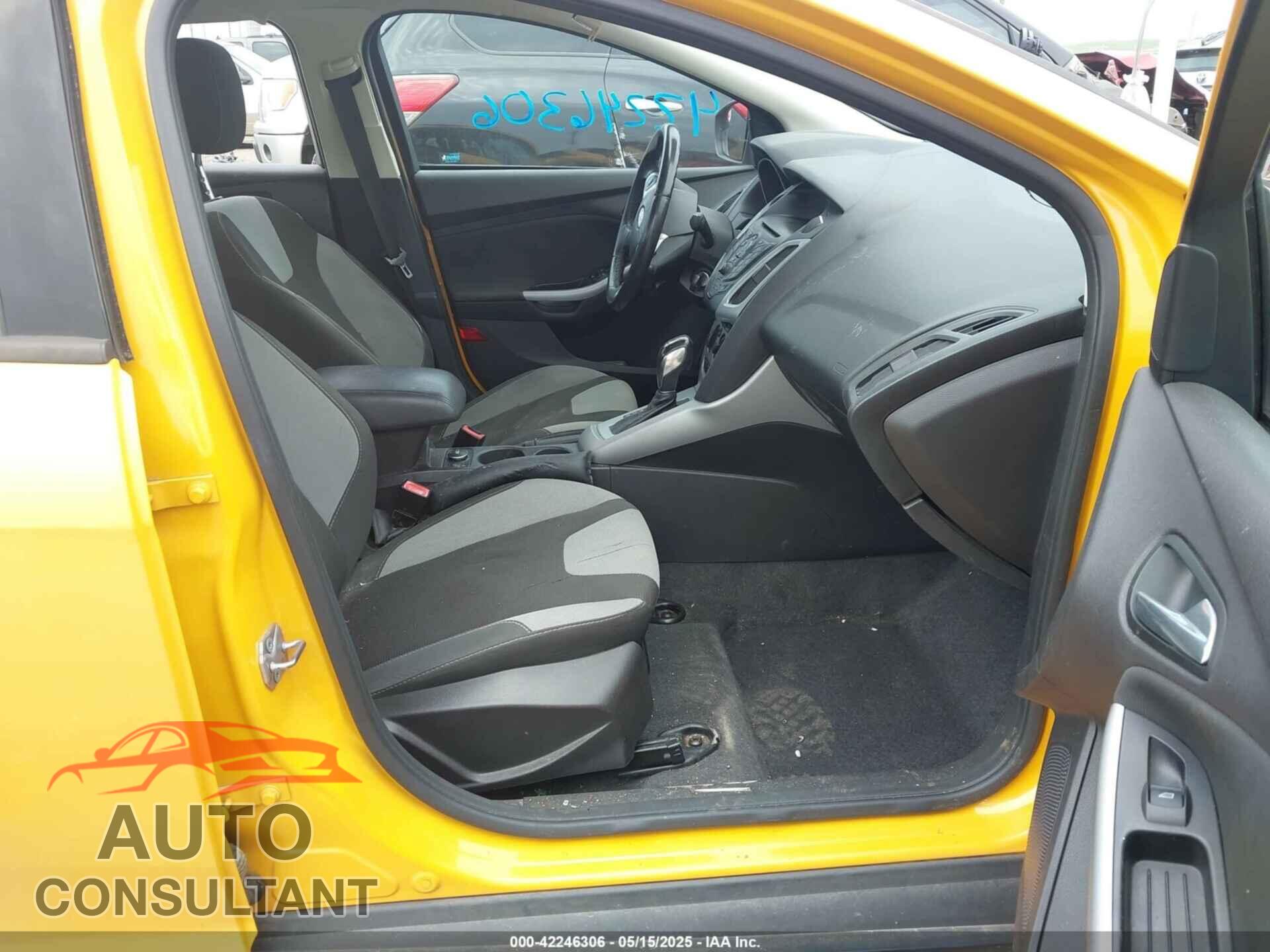 FORD FOCUS 2012 - 1FAHP3F2XCL220912