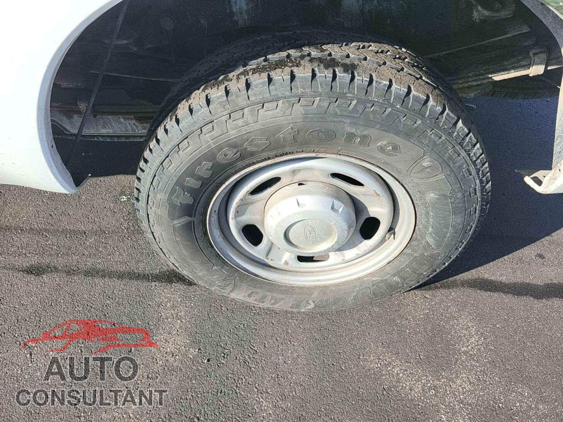 FORD F-350 2013 - 1FTBF3A68DEA70706