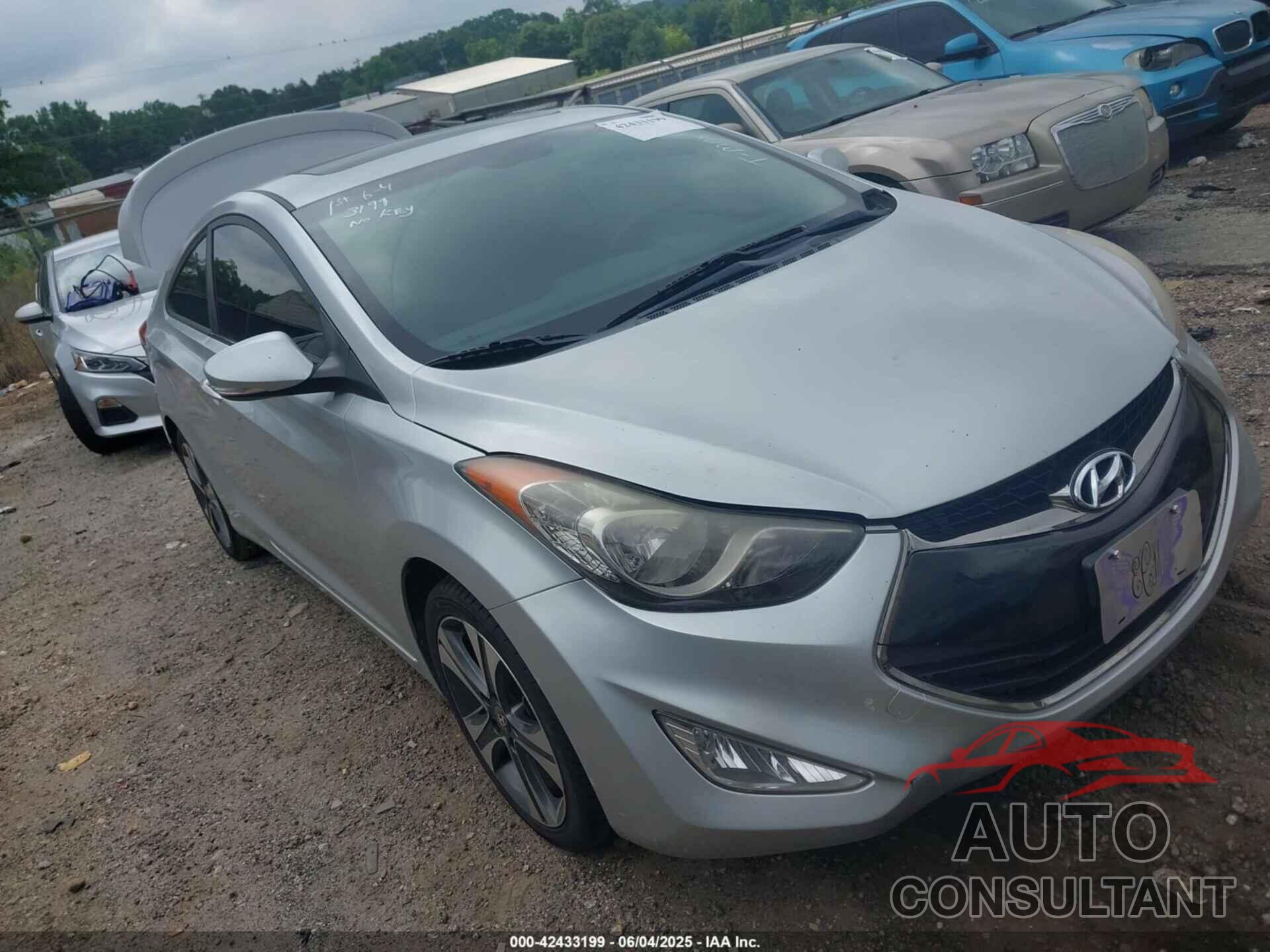 HYUNDAI ELANTRA 2013 - KMHDH6AE9DU002802