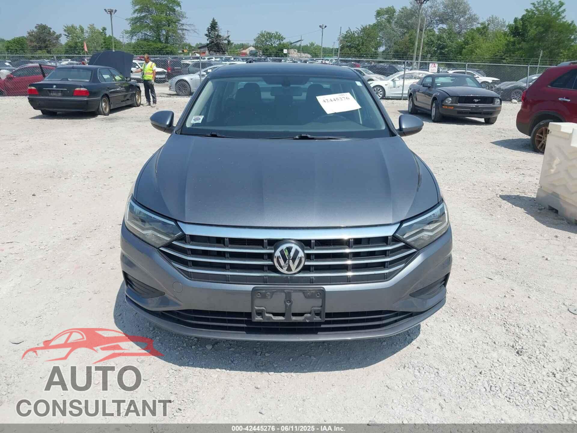VOLKSWAGEN JETTA 2019 - 3VWC57BU3KM007089