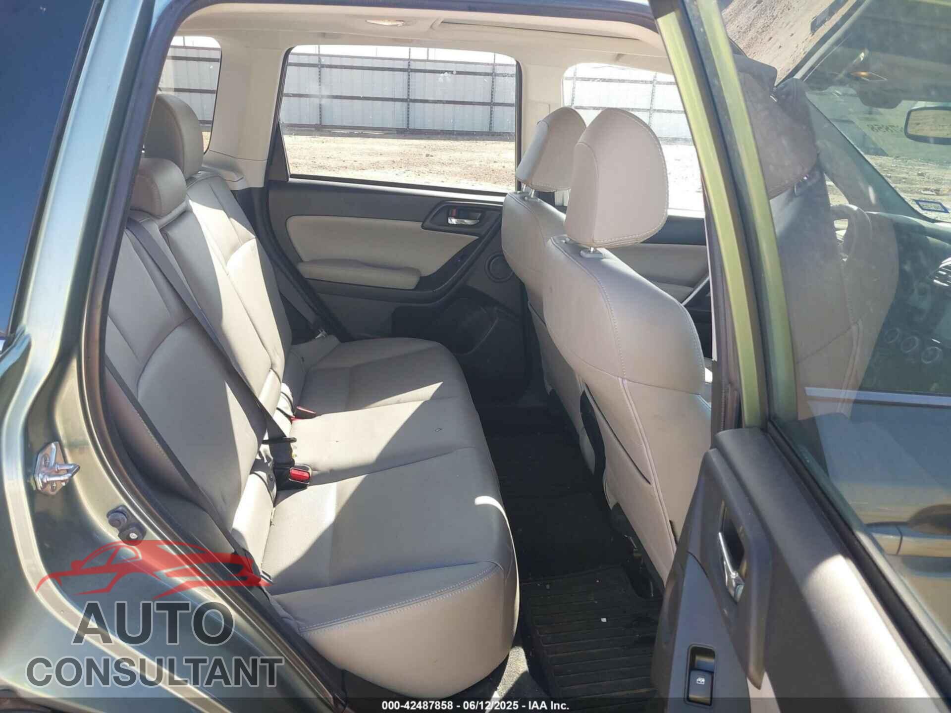 SUBARU FORESTER 2016 - JF2SJARC2GH490110