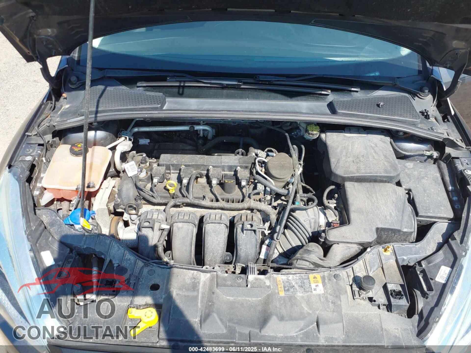 FORD FOCUS 2015 - 1FADP3F25FL300945
