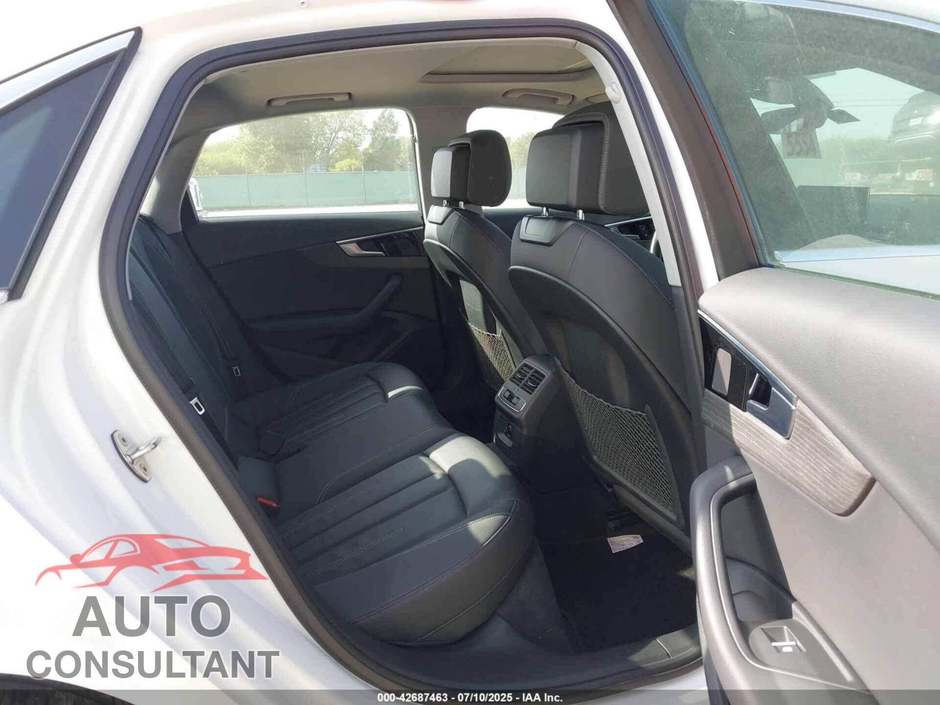AUDI A4 2021 - WAUABAF44MA033109