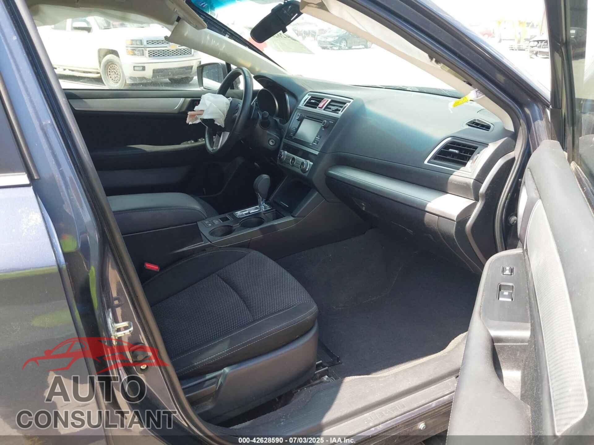 SUBARU OUTBACK 2017 - 4S4BSAAC8H3390661
