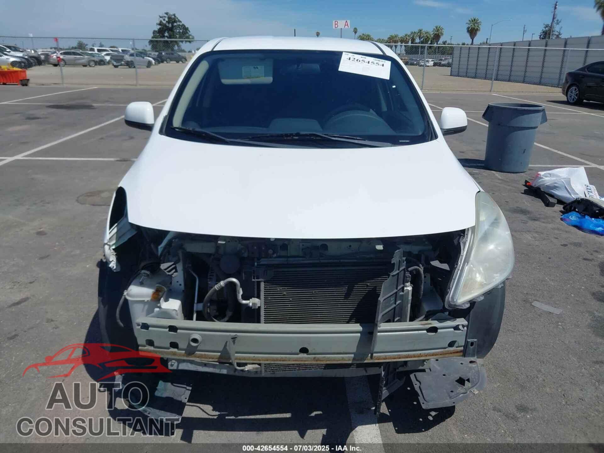 NISSAN VERSA 2012 - 3N1CN7AP5CL944793