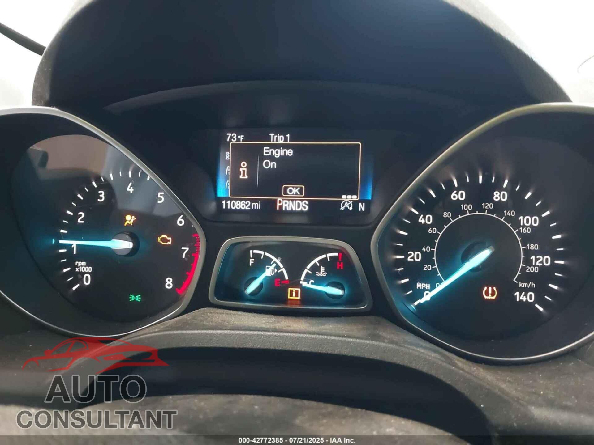 FORD ESCAPE 2017 - 1FMCU9G96HUD28890