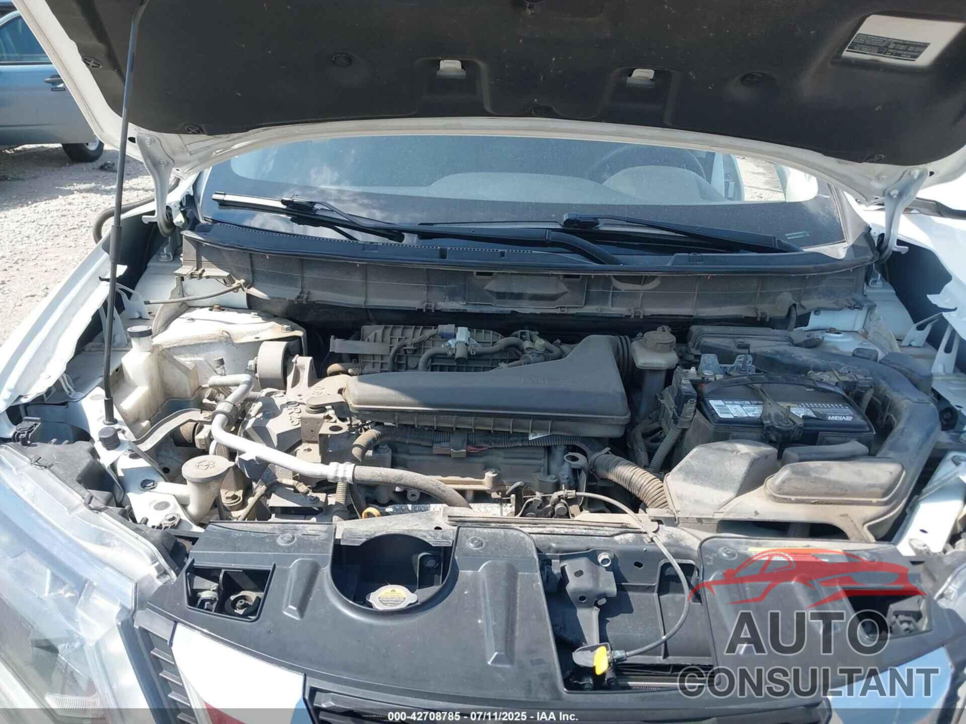 NISSAN ROGUE 2017 - KNMAT2MT7HP517522