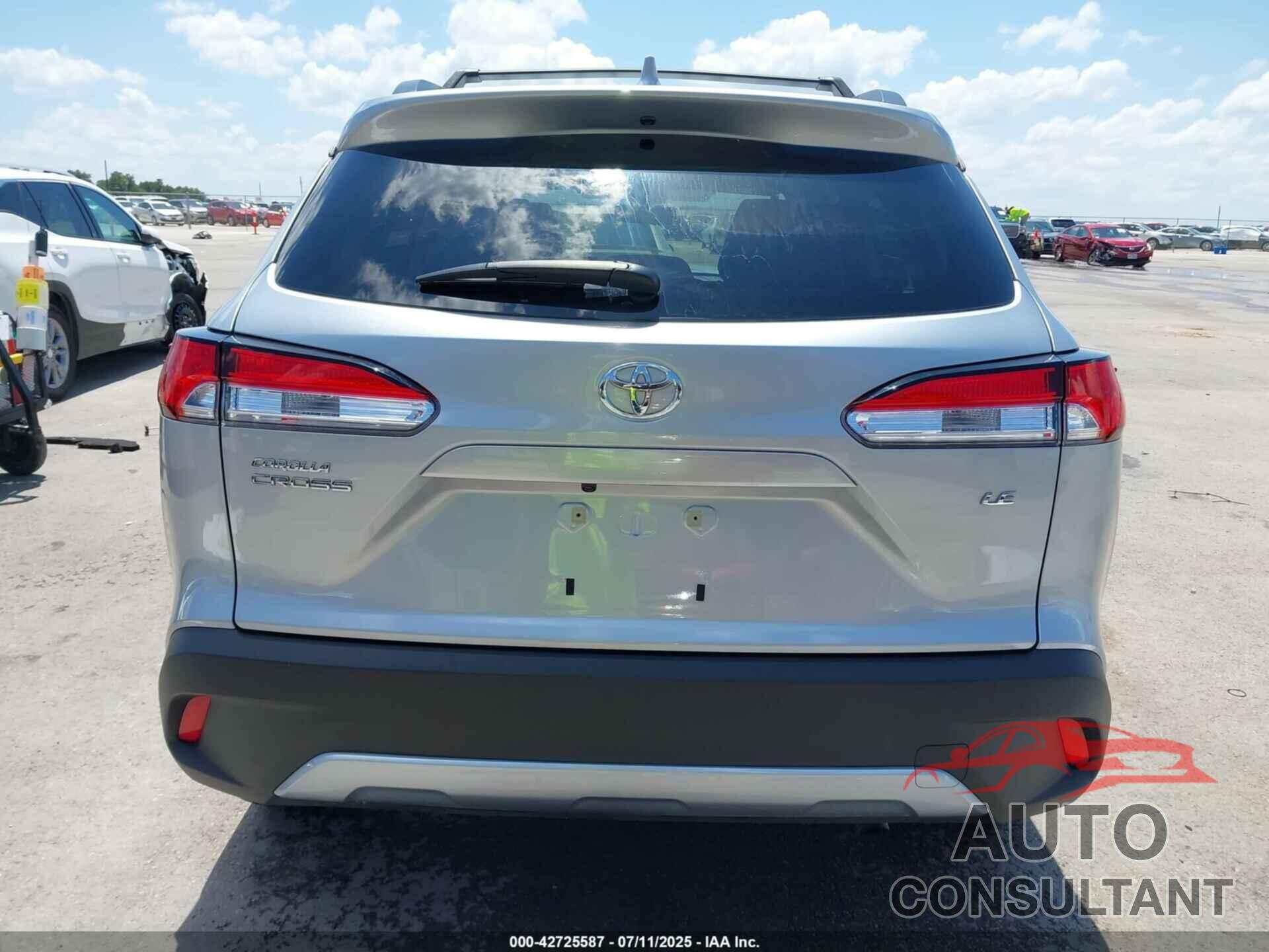 TOYOTA COROLLA CROSS 2022 - 7MUCAAAG8NV004173
