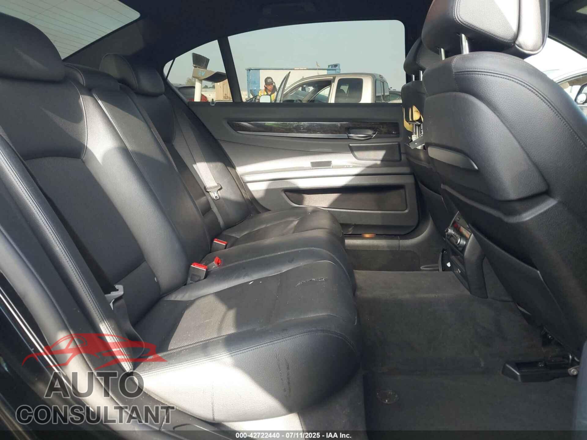 BMW 740LI 2013 - WBAYE4C59DD136786