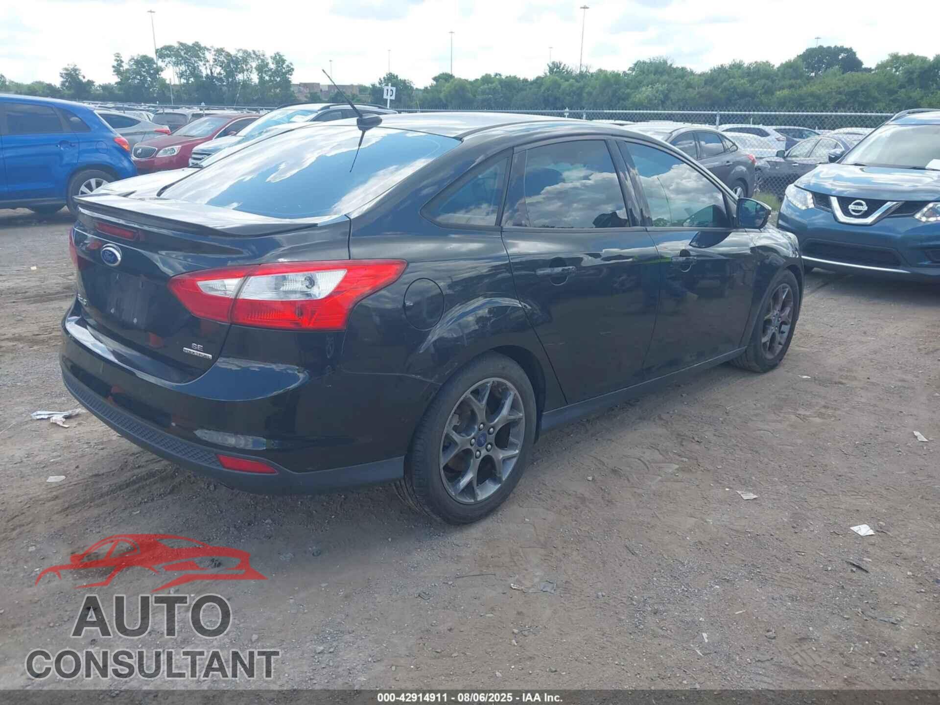 FORD FOCUS 2013 - 1FADP3F29DL383826