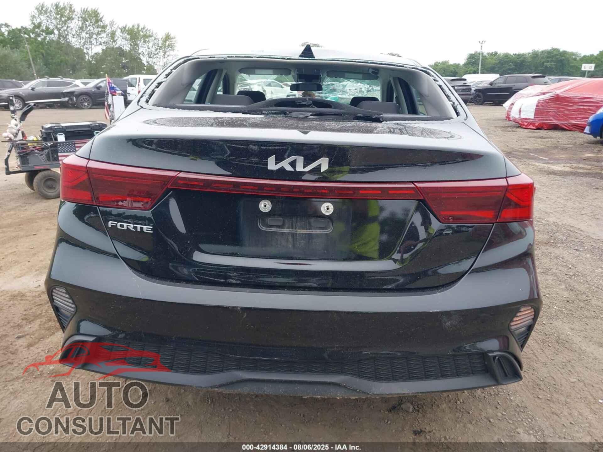 KIA FORTE 2023 - 3KPF24AD6PE657559