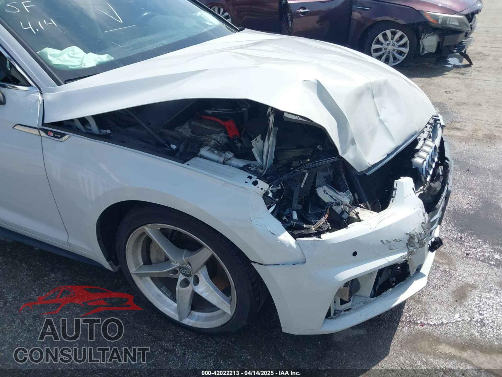 AUDI A5 2018 - WAUFNCF54JA040364