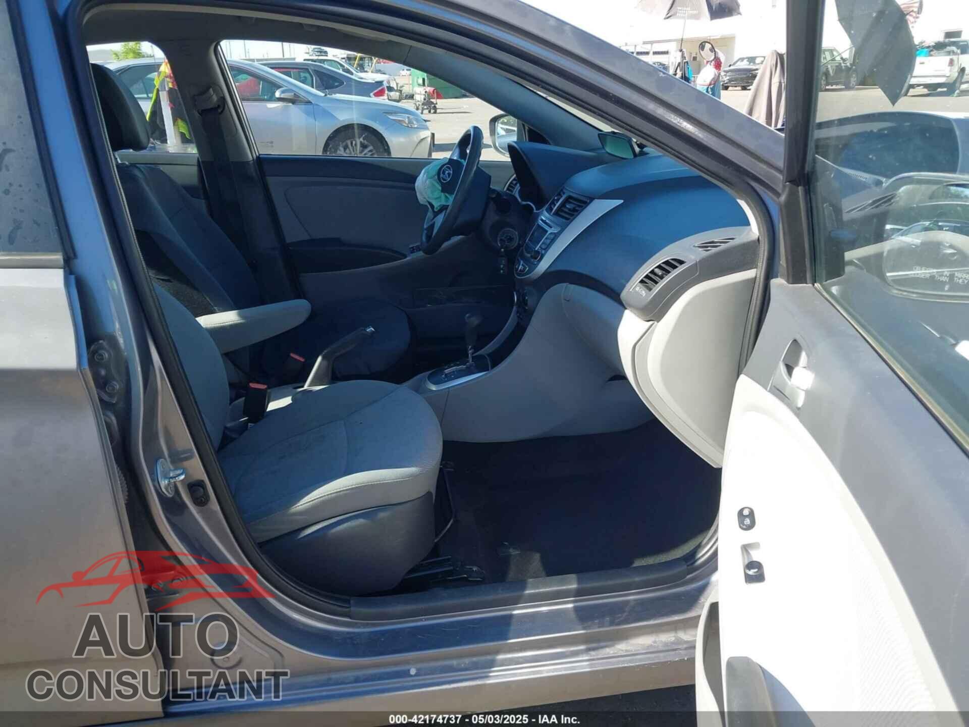 HYUNDAI ACCENT 2013 - KMHCT4AE1DU542207