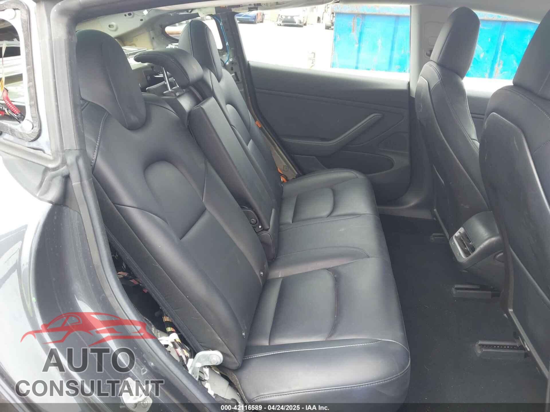 TESLA MODEL 3 2018 - 5YJ3E1EA8JF059385