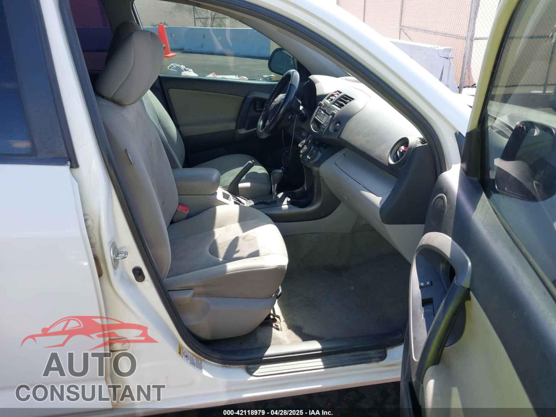 TOYOTA RAV4 2009 - 2T3BF33V79W006516