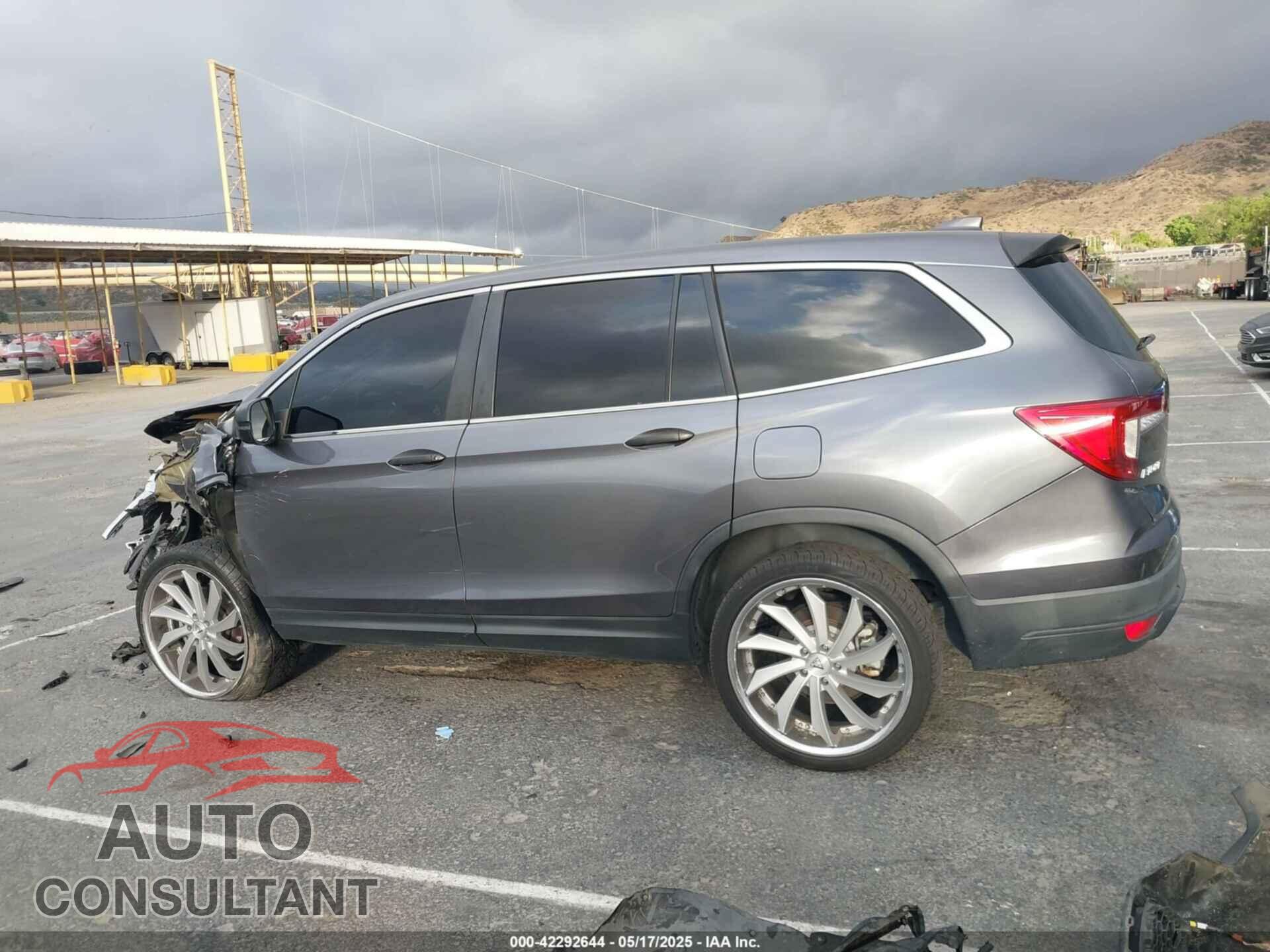 HONDA PILOT 2019 - 5FNYF5H16KB042673