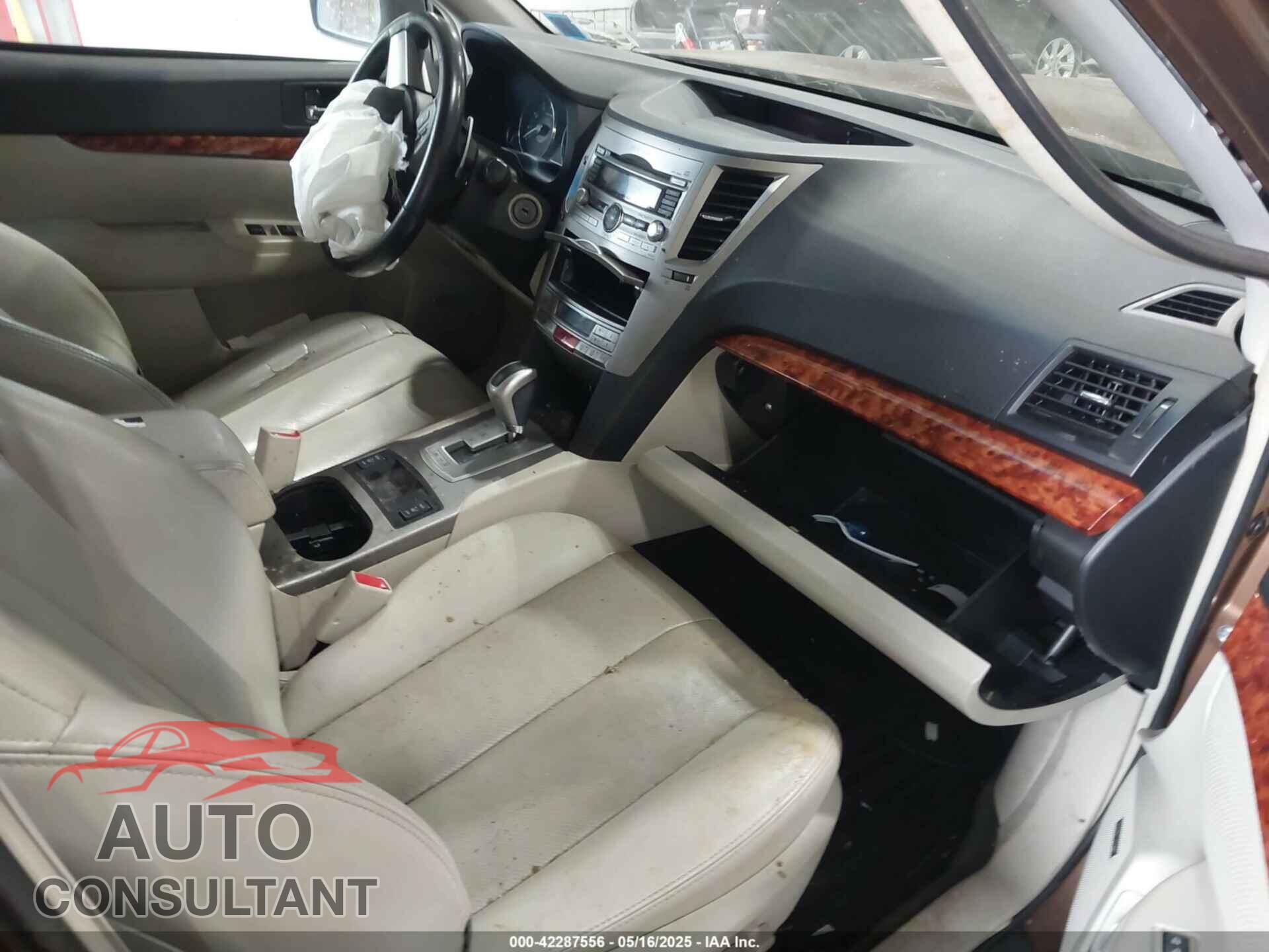 SUBARU OUTBACK 2011 - 4S4BRBJC2B3408032