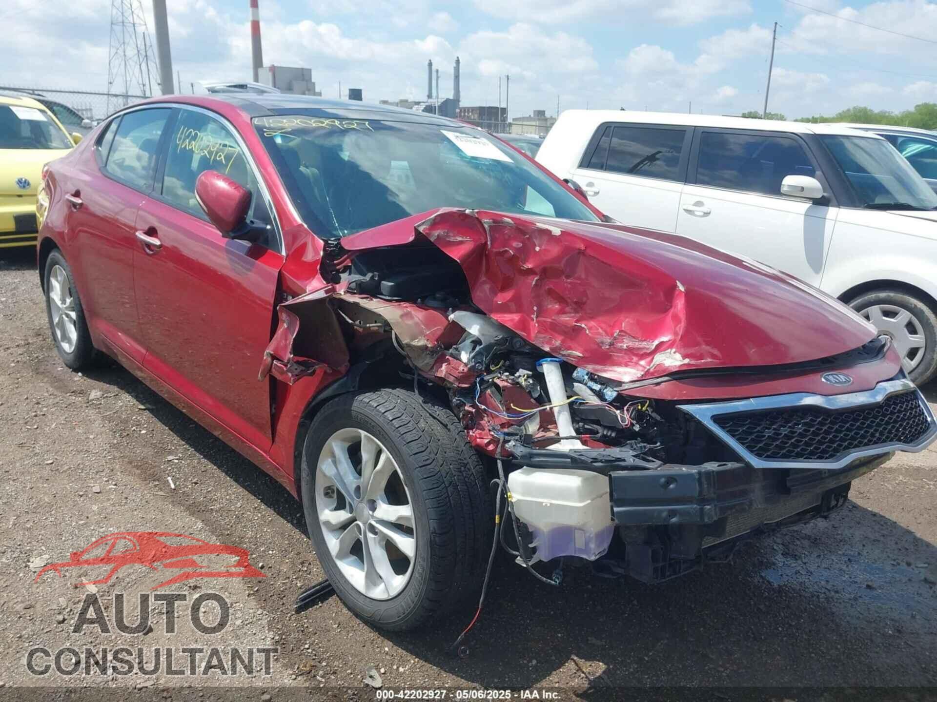 KIA OPTIMA 2012 - 5XXGN4A77CG008747