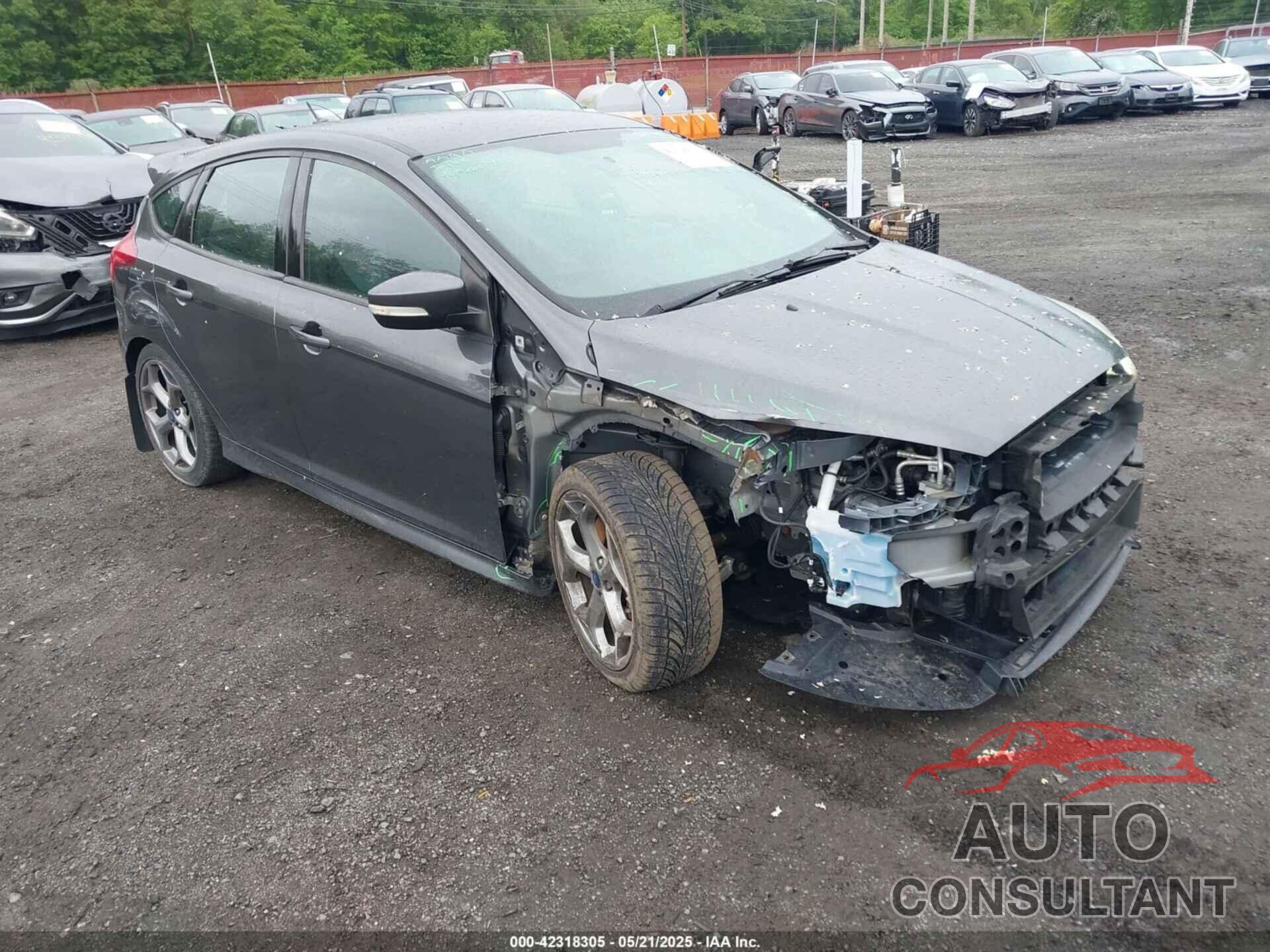 FORD FOCUS ST 2017 - 1FADP3L95HL275307