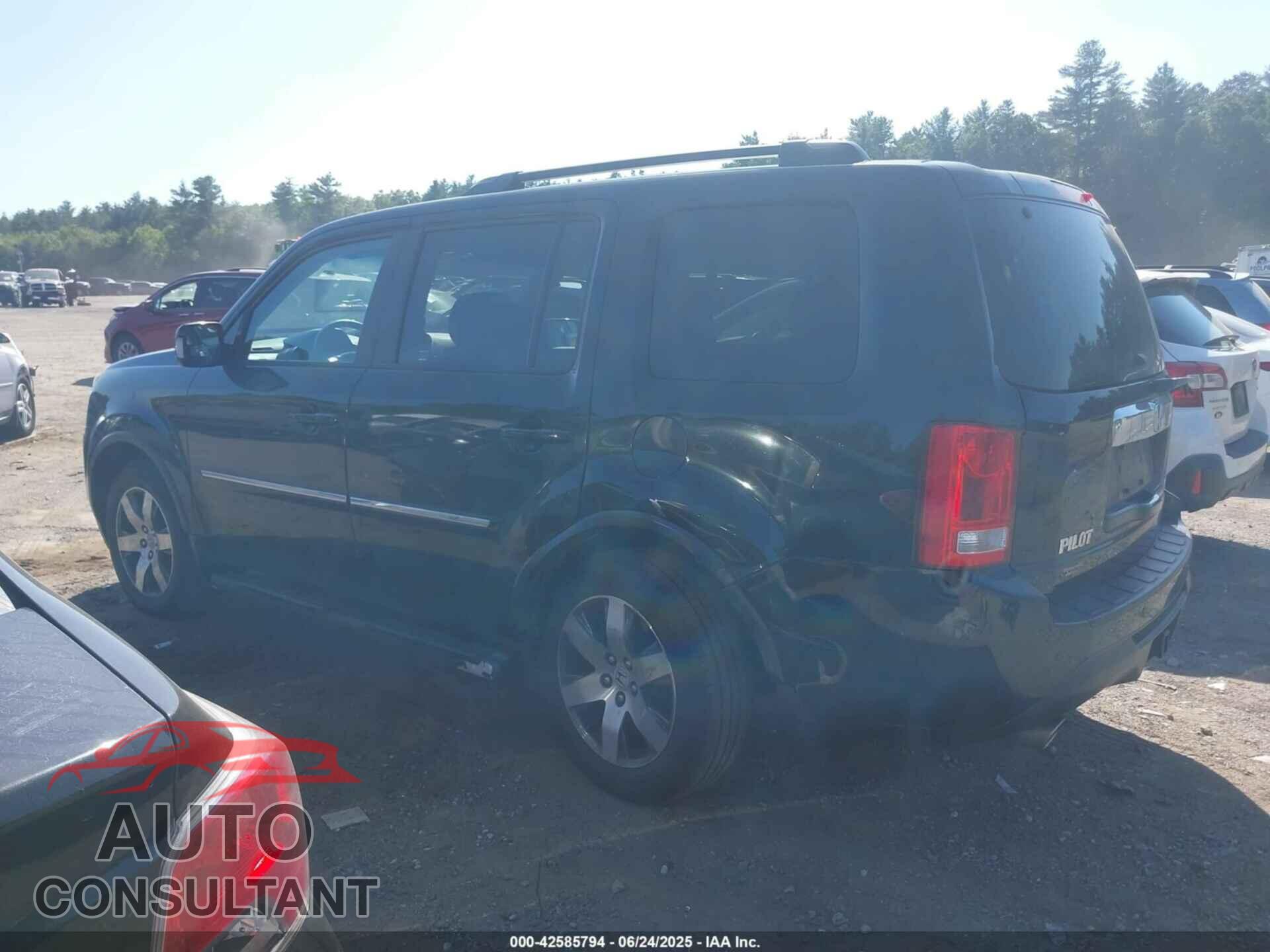 HONDA PILOT 2015 - 5FNYF4H9XFB024862