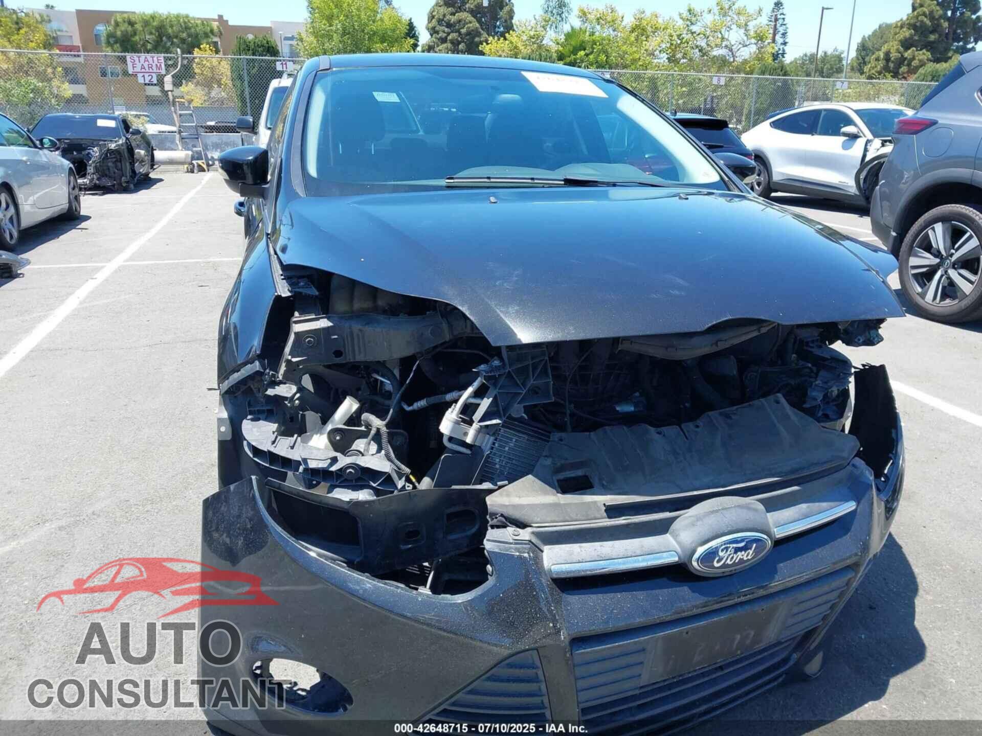 FORD FOCUS 2014 - 1FADP3F23EL131748