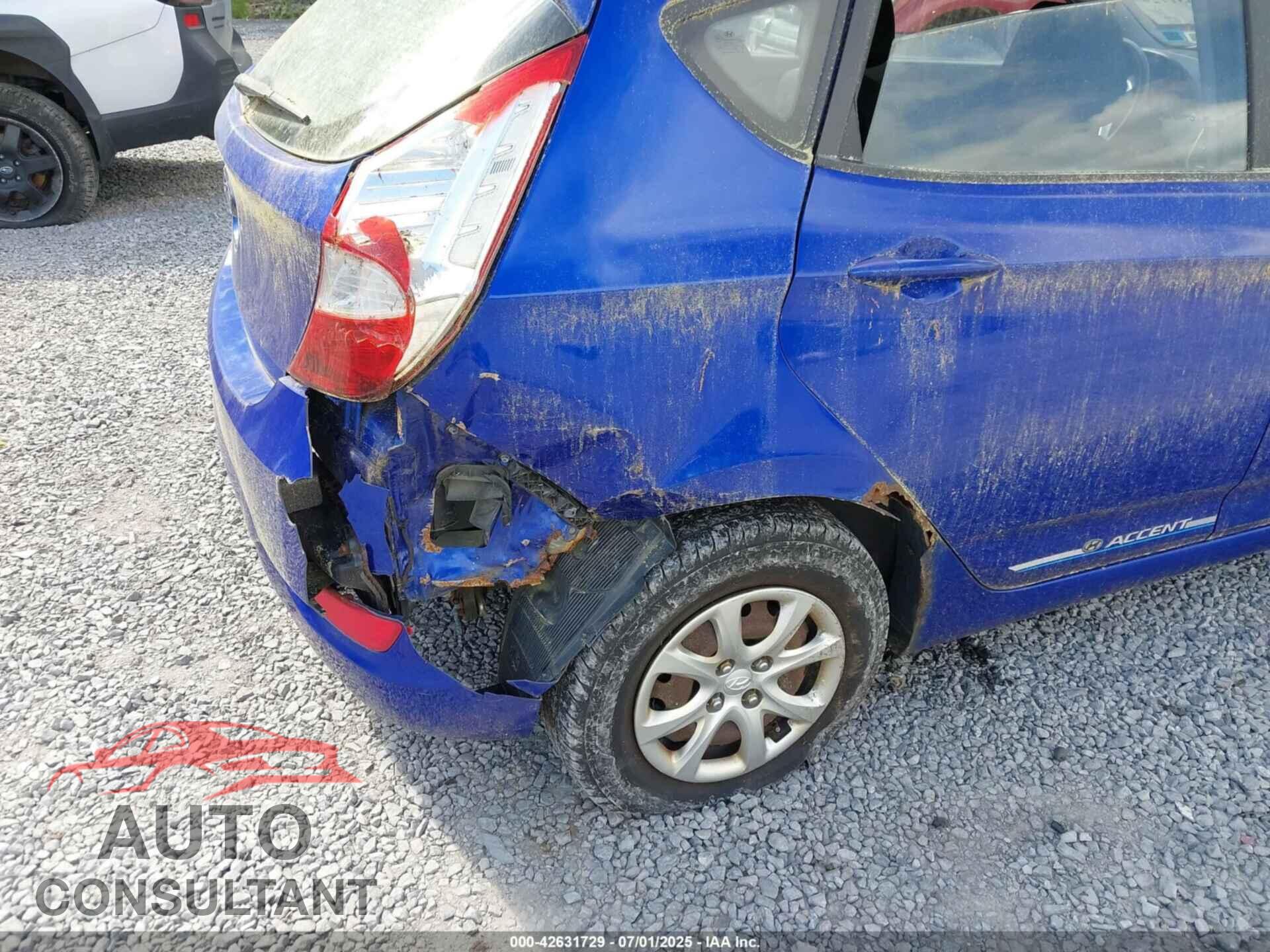 HYUNDAI ACCENT 2012 - KMHCT5AE0CU010189