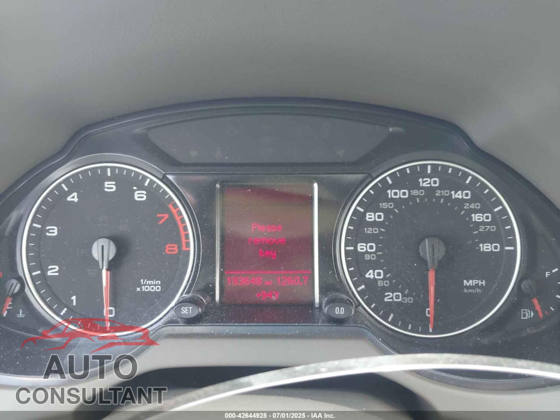 AUDI Q5 2010 - WA1LKAFP2AA019267