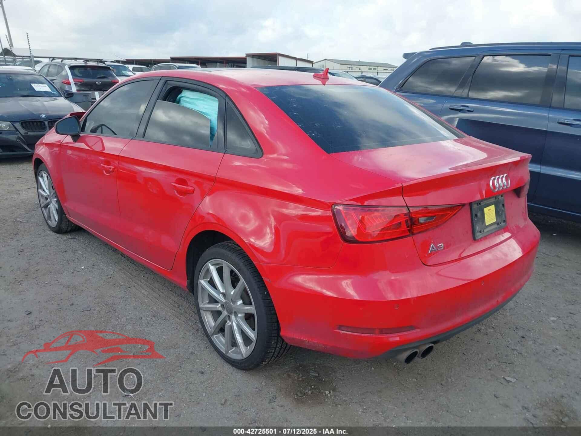AUDI A3 2016 - WAUA7GFF5G1007872