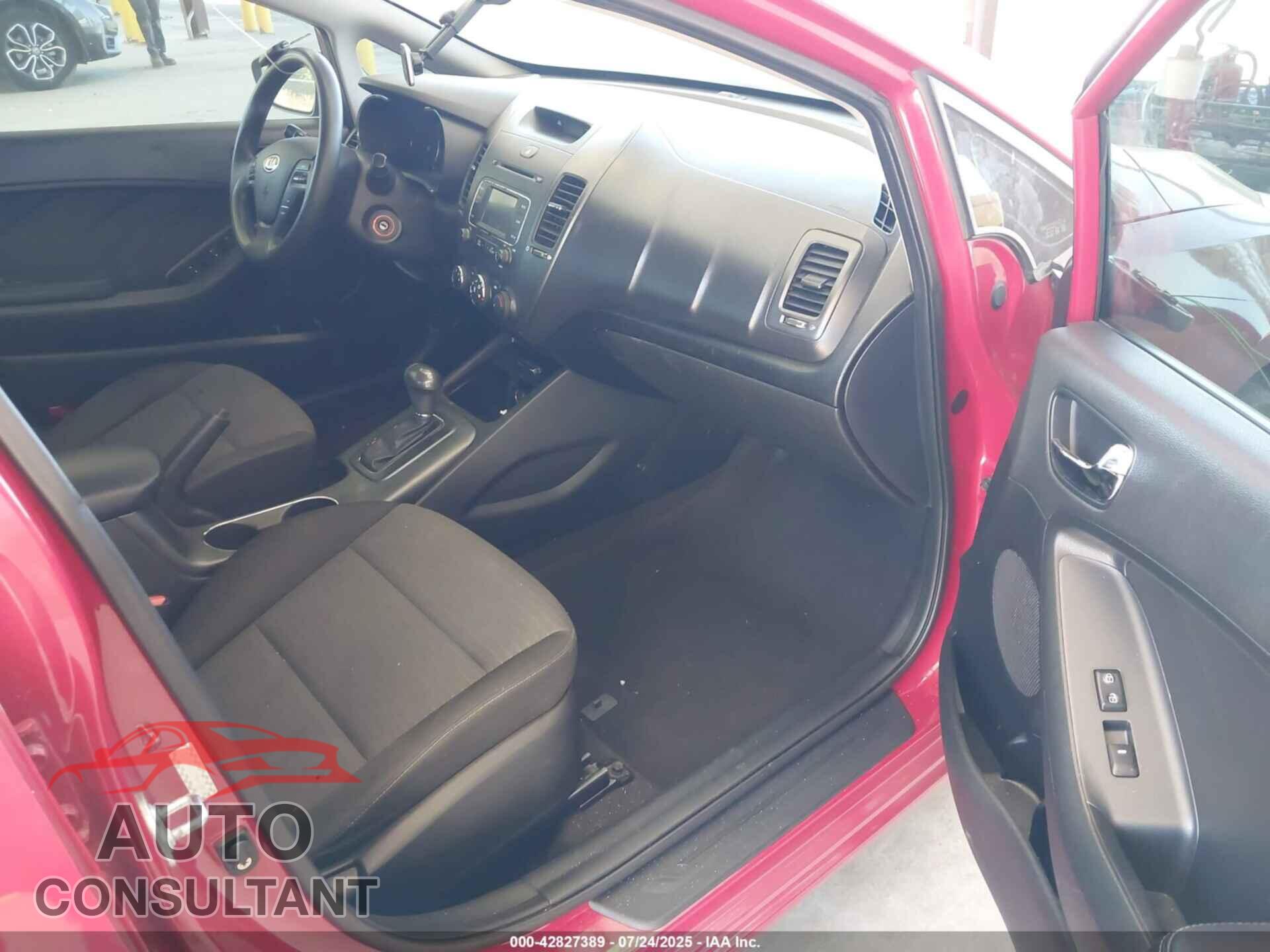 KIA FORTE 2016 - KNAFX4A68G5602283