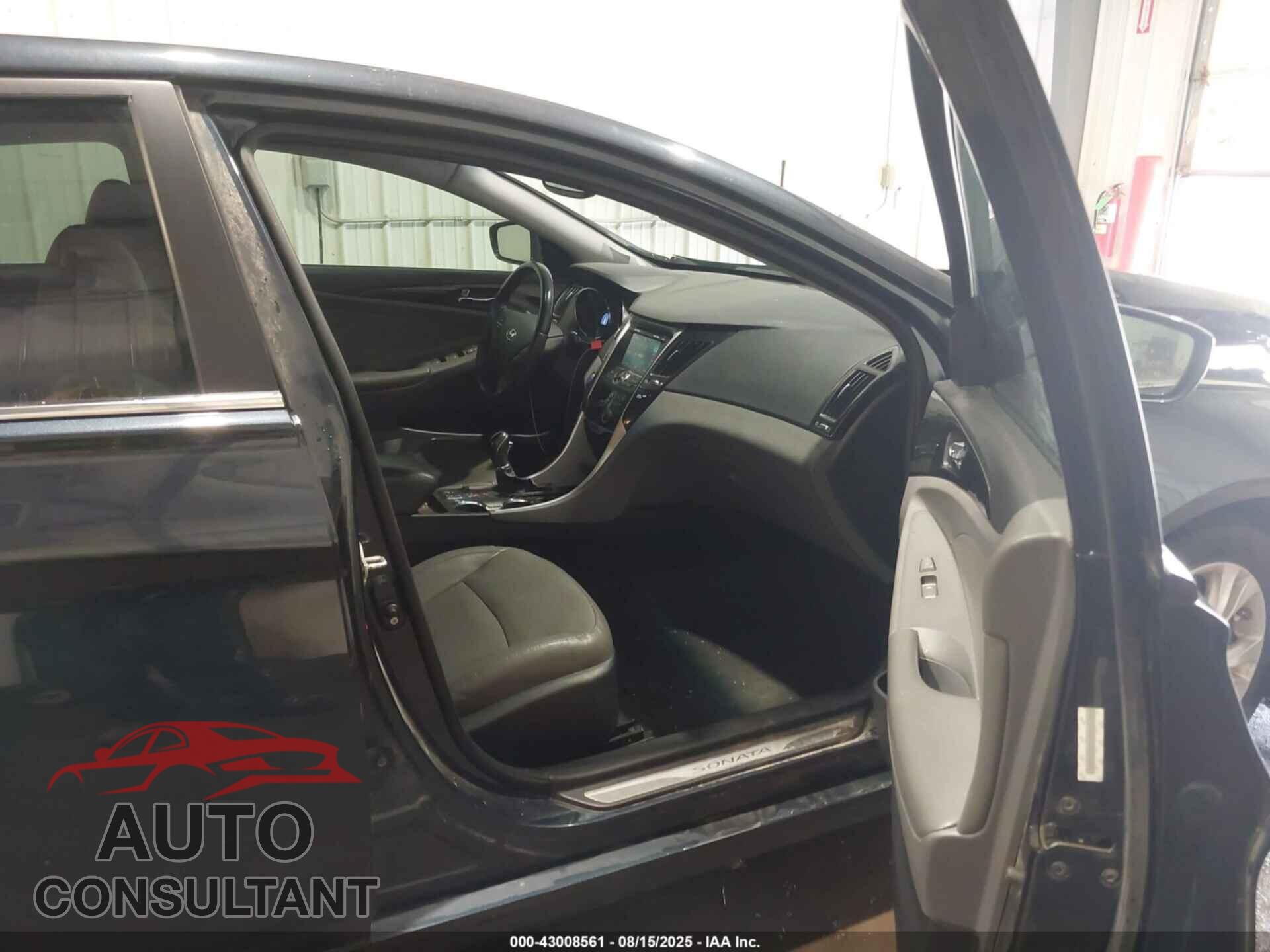 HYUNDAI SONATA 2011 - 5NPEC4AC7BH161982
