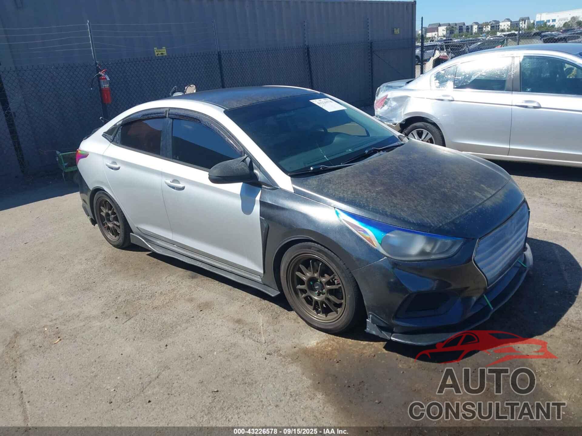 HYUNDAI ACCENT 2018 - 3KPC24A38JE026023