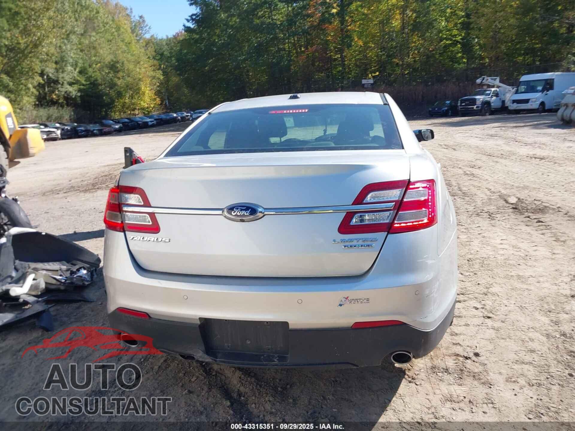 FORD TAURUS 2016 - 1FAHP2F82GG101815