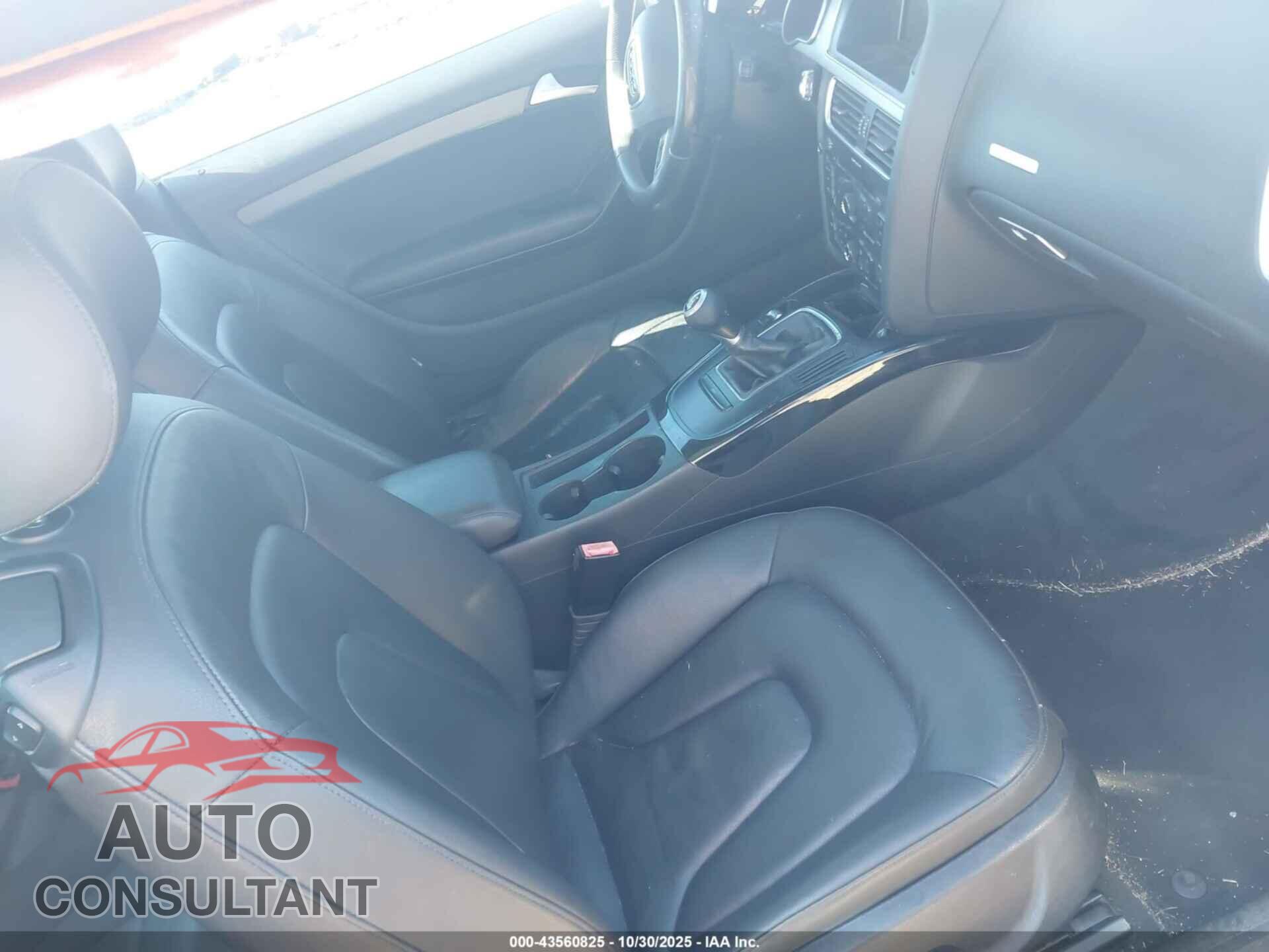 AUDI A5 2012 - WAUGFAFR8CA027824