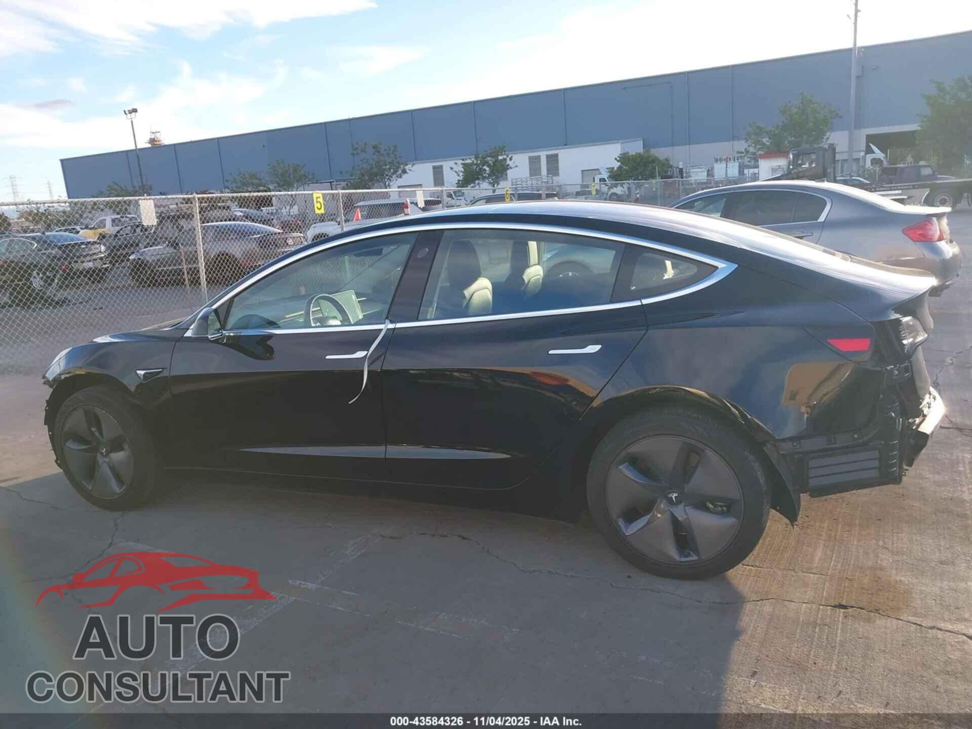 TESLA MODEL 3 2018 - 5YJ3E1EA5JF028014