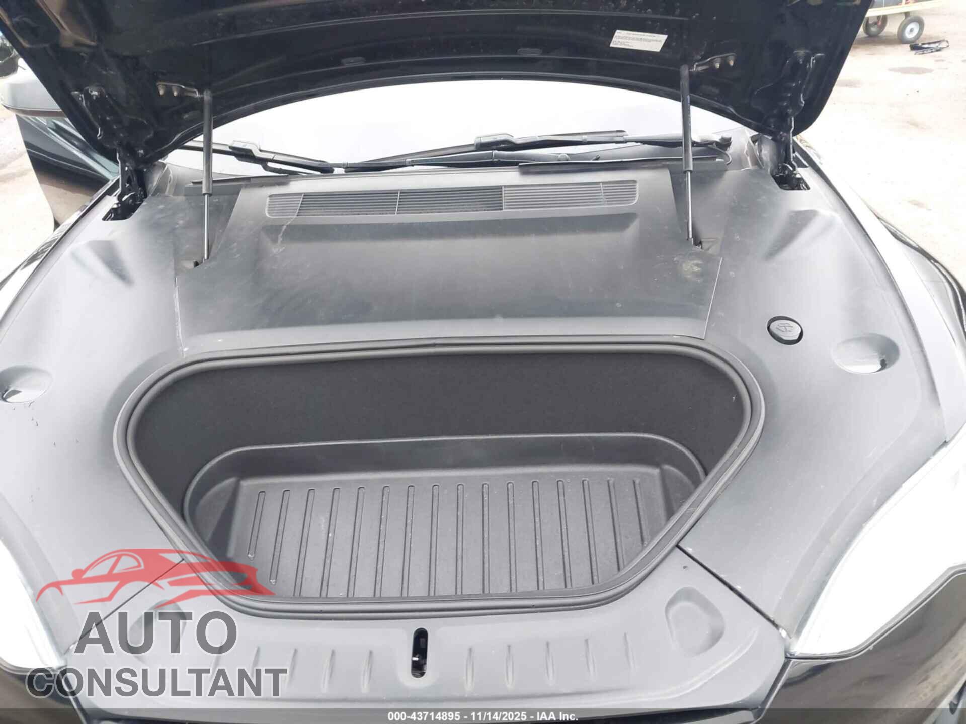 TESLA MODEL S 2022 - 5YJSA1E5XNF463529