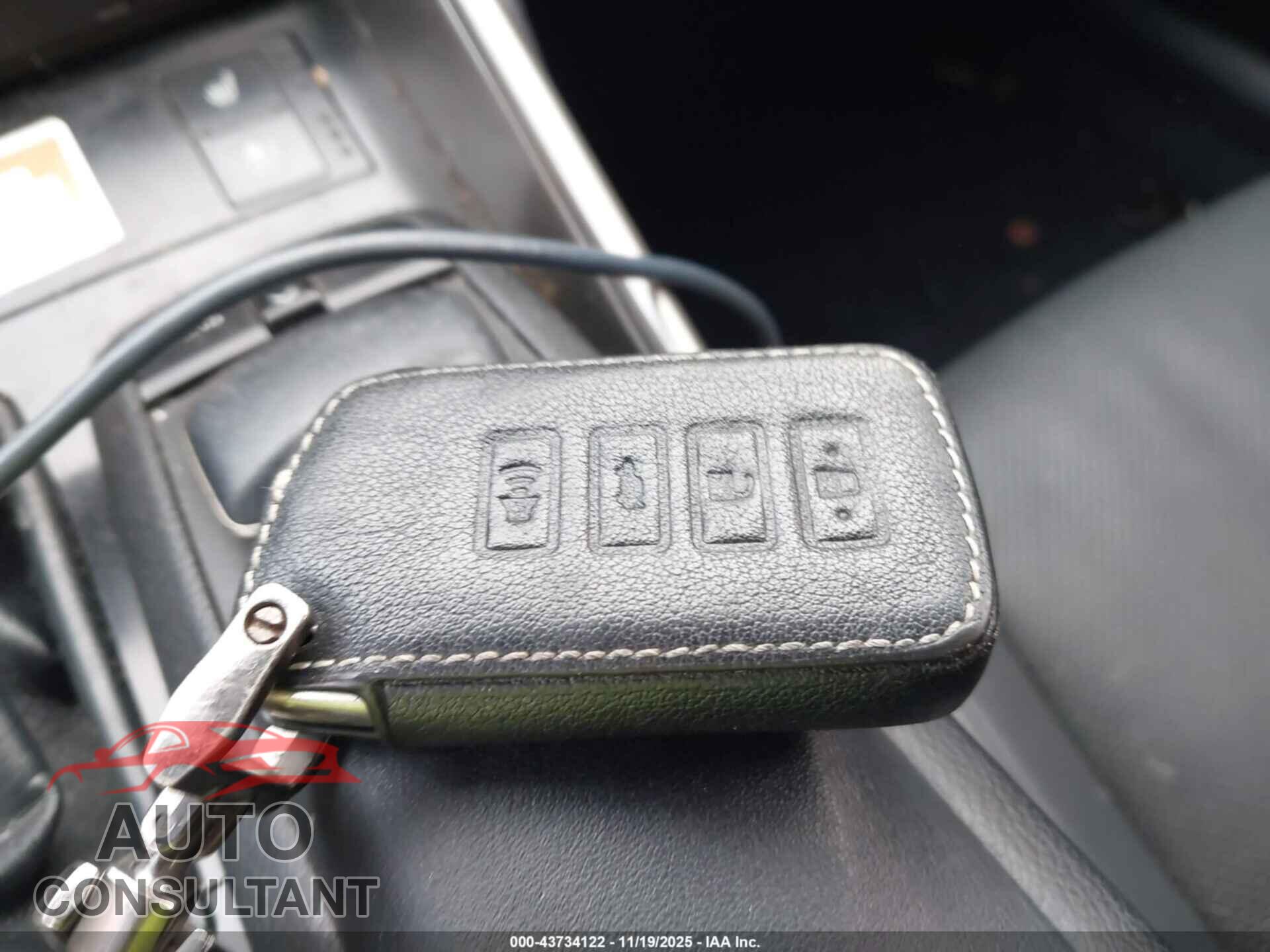 LEXUS IS 250 2014 - JTHCF1D28E5013102