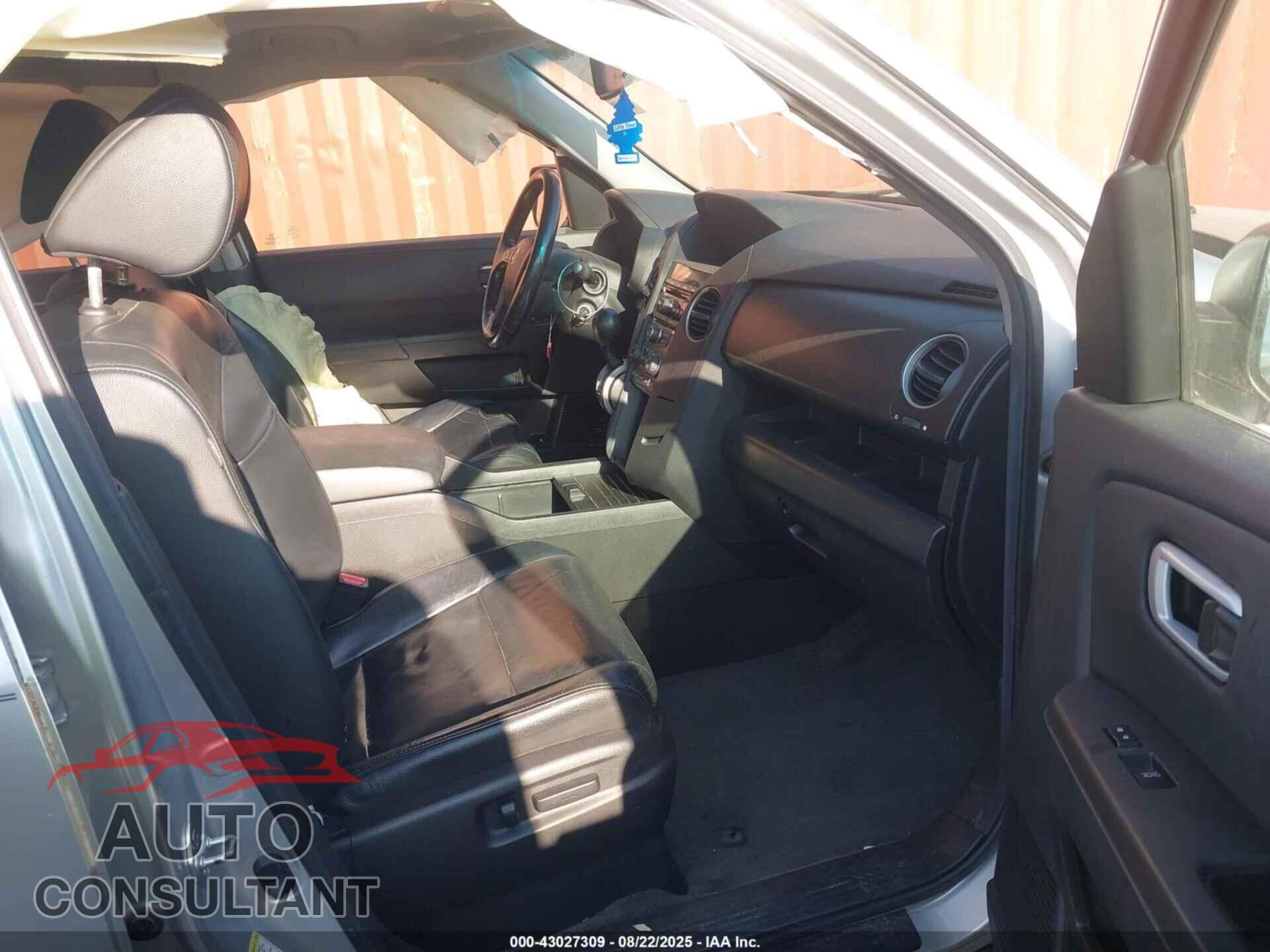 HONDA PILOT 2013 - 5FNYF3H50DB011283