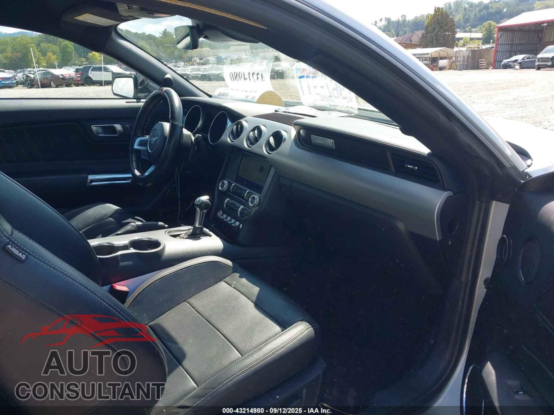 FORD MUSTANG 2023 - 1FA6P8TH8P5104941