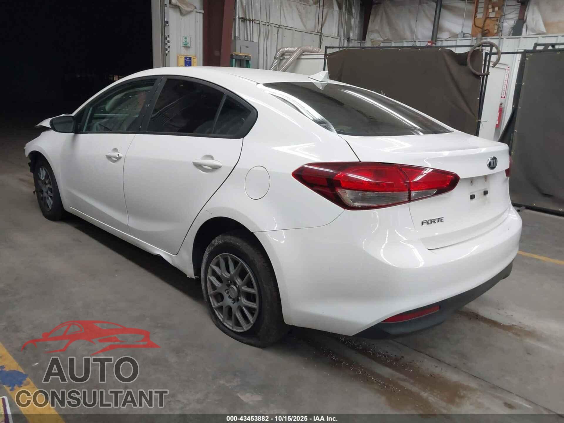 KIA FORTE 2018 - 3KPFK4A71JE213992