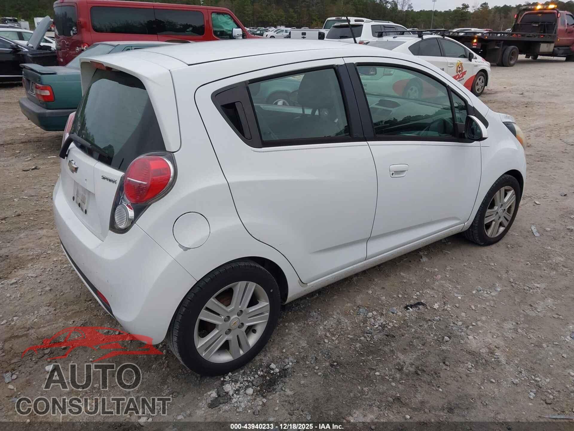 CHEVROLET SPARK 2013 - KL8CA6S94DC599166