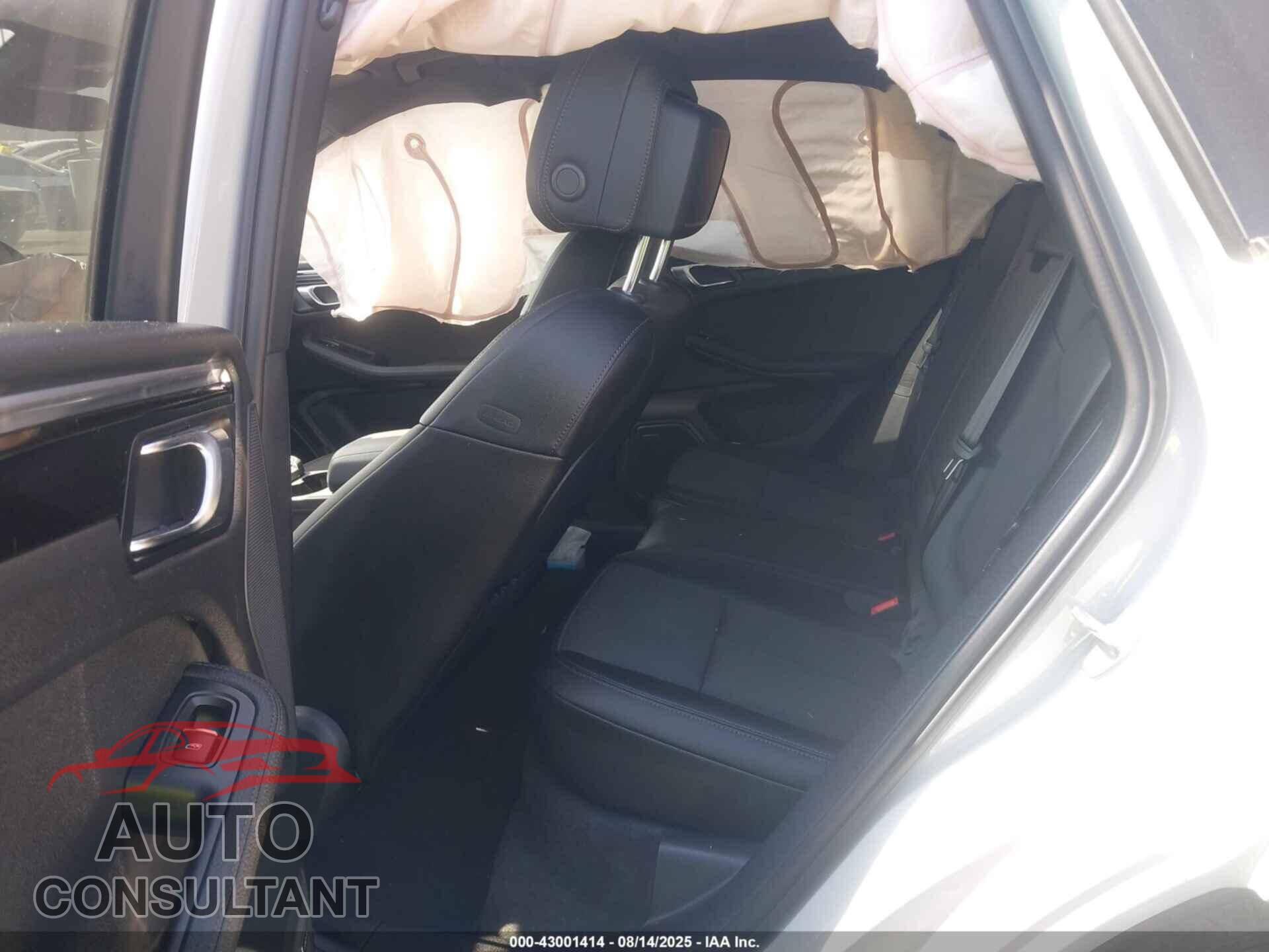 PORSCHE MACAN 2023 - WP1AA2A58PLB16951